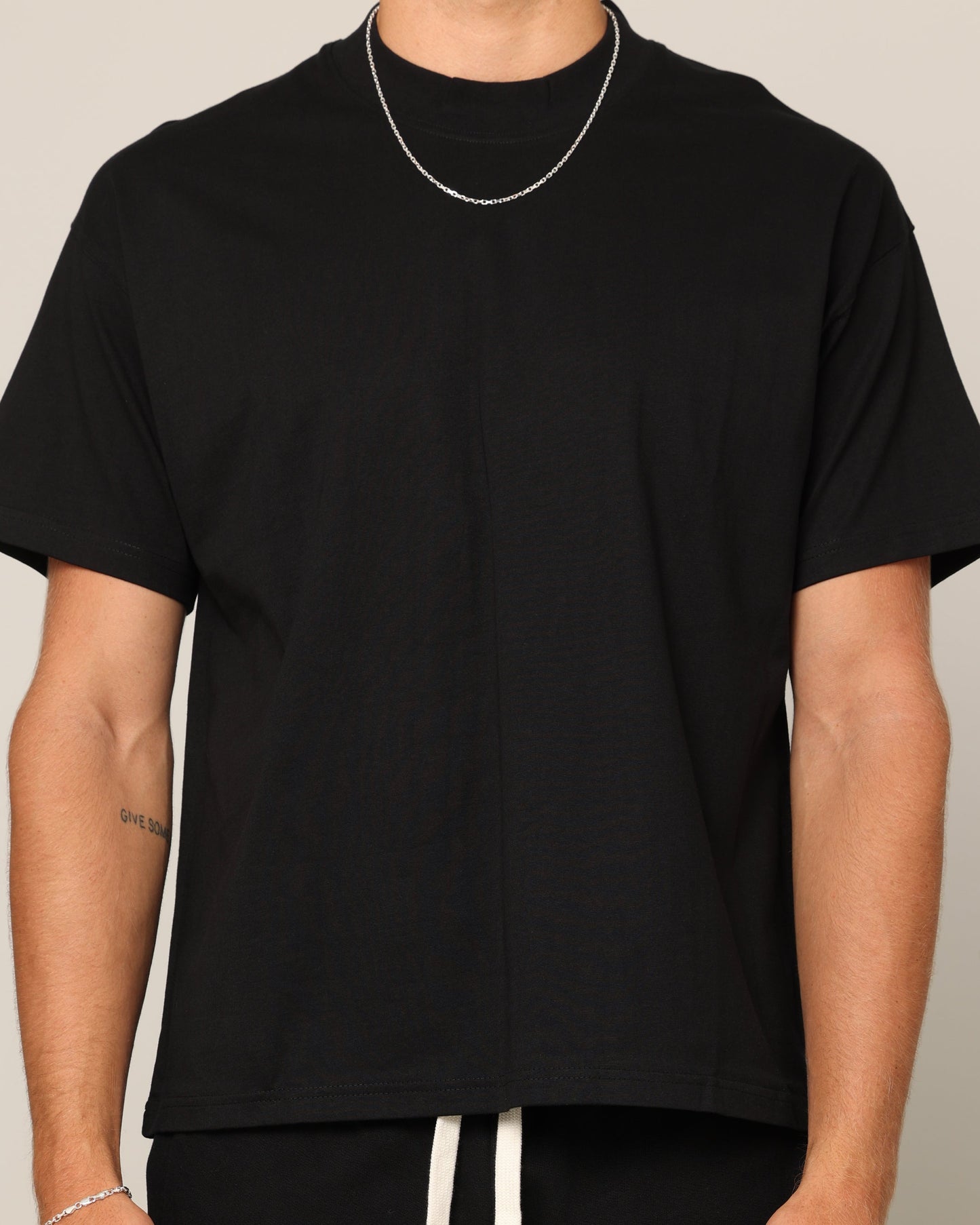Carr√© Blanc T-Shirt Black