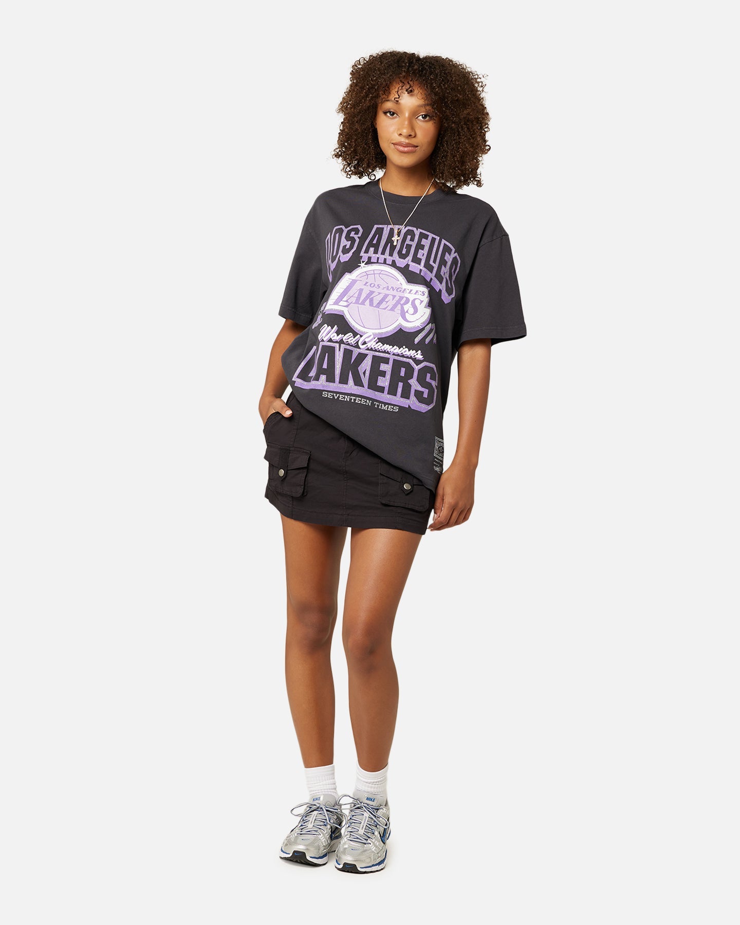 Mitchell & Ness Women's Los Angeles Lakers Arch Logo T-Shirt Faded Black