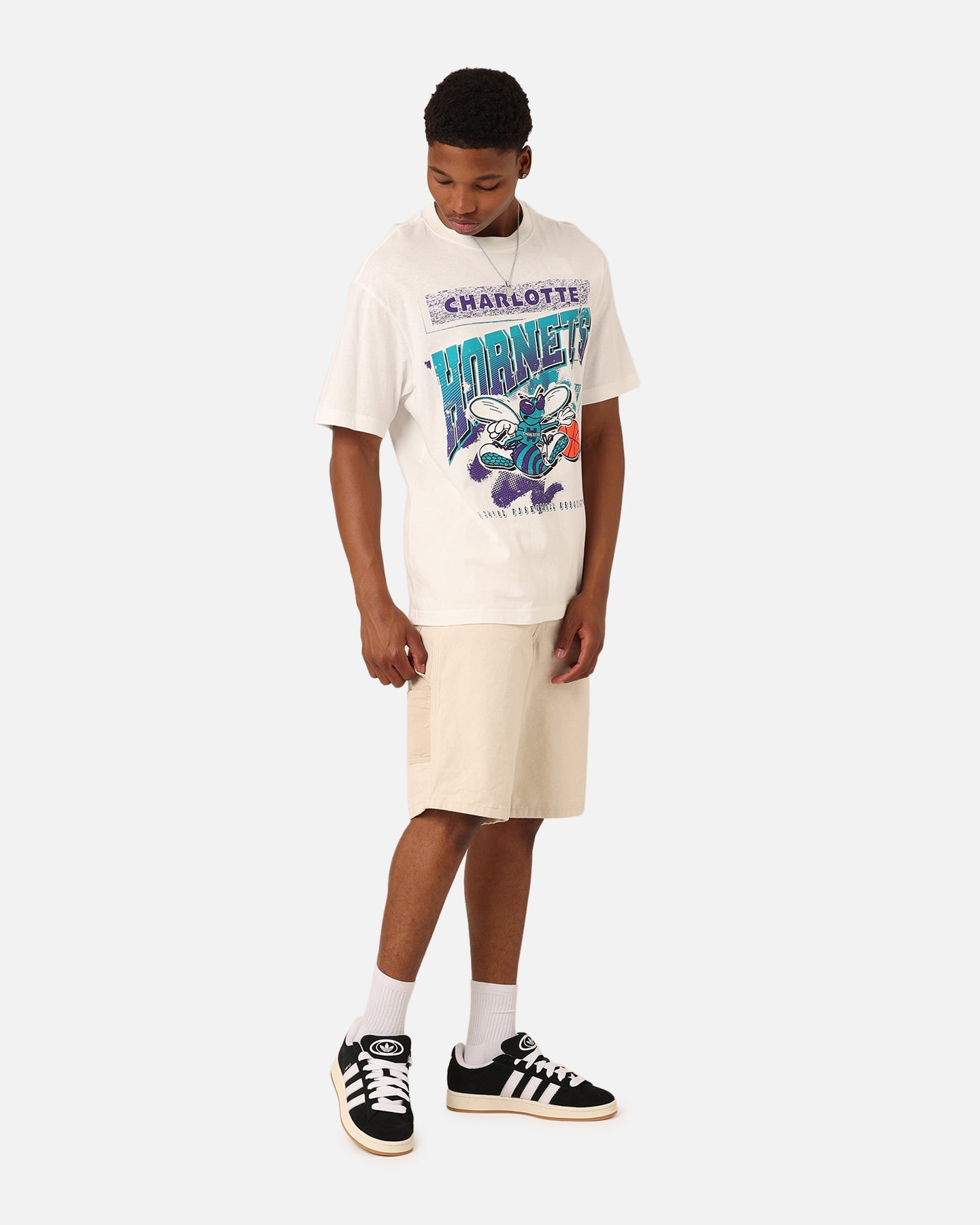 Mitchell & Ness Charlotte Hornets Brush Off 2.0 T-Shirt Vintage White