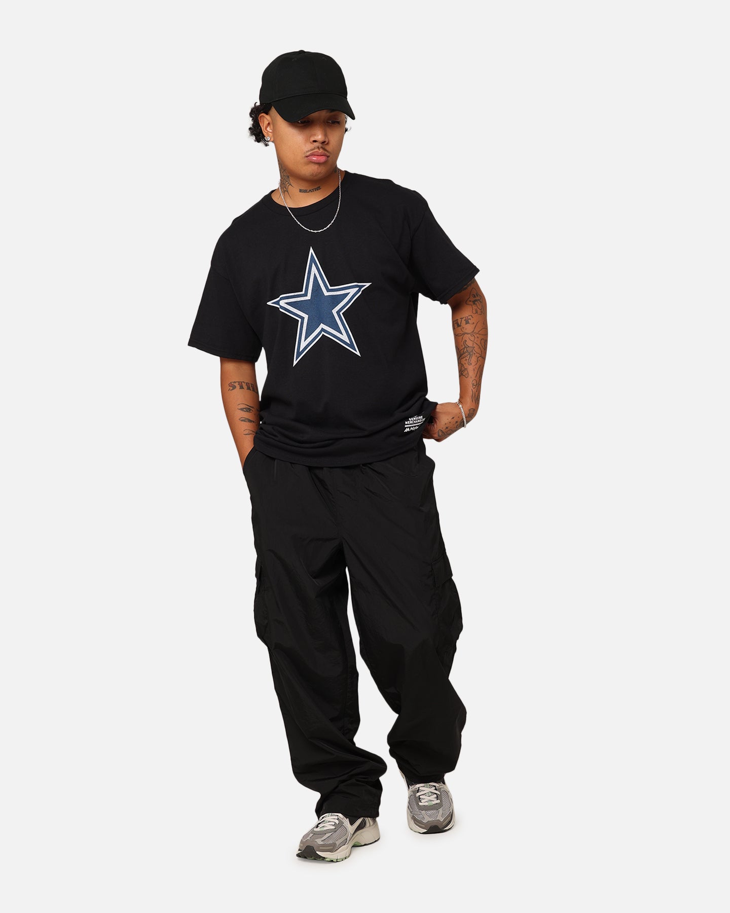 Majestic Athletic Dallas Cowboys Team Crest T-Shirt Black