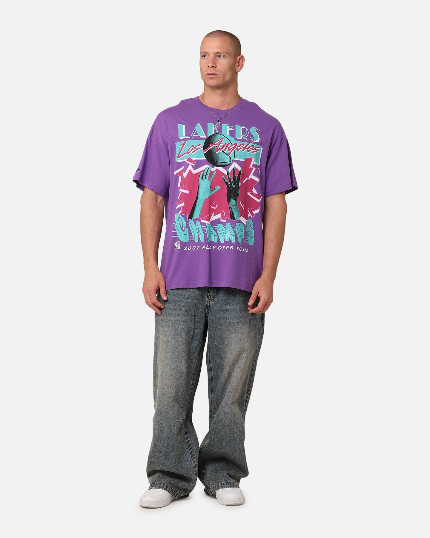Mitchell & Ness Los Angeles Lakers 2002 Playoffs Tour T-Shirt Lavender