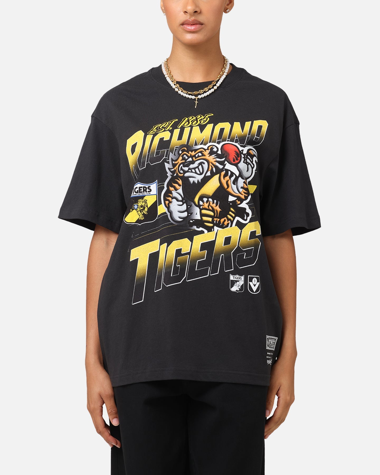 Mitchell & Ness Richmond Tigers Mascot Character T-Shirt Faded Black Style001