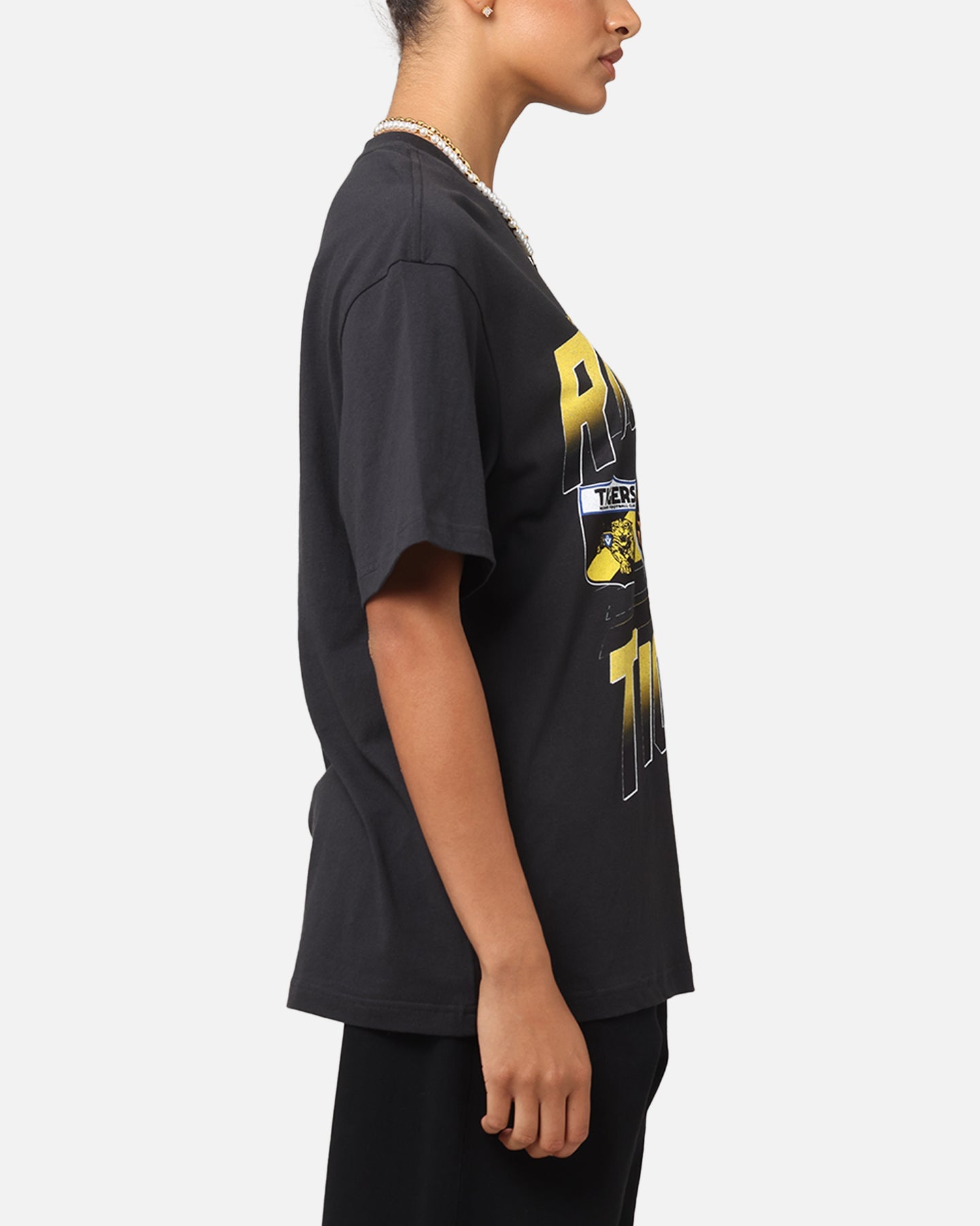 Mitchell & Ness Richmond Tigers Mascot Character T-Shirt Faded Black Style001