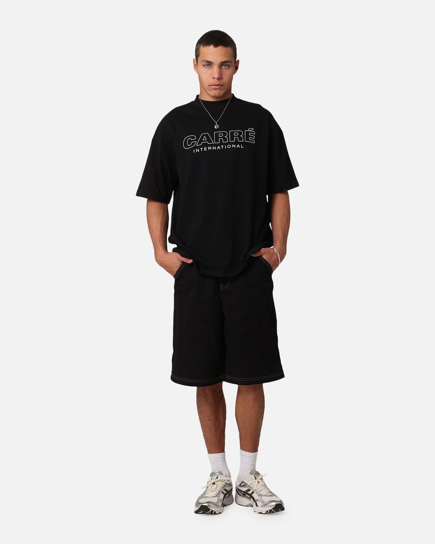 Carre Out Motion T-Shirt Black