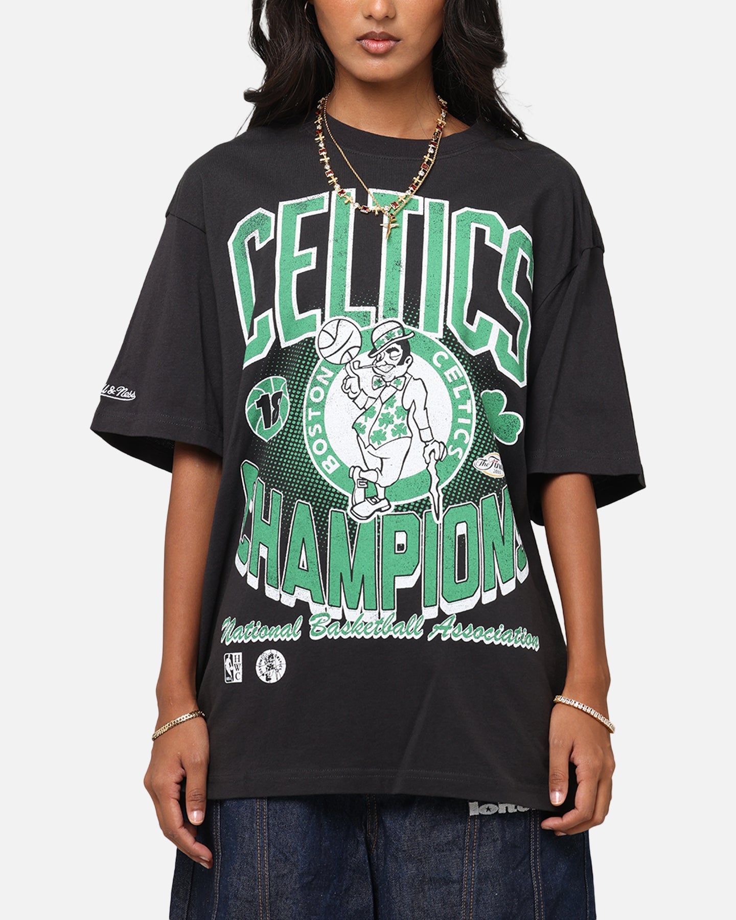 Mitchell & Ness Boston Celtics Champions 'Luck of the Irish' T-Shirt Faded Black Style001