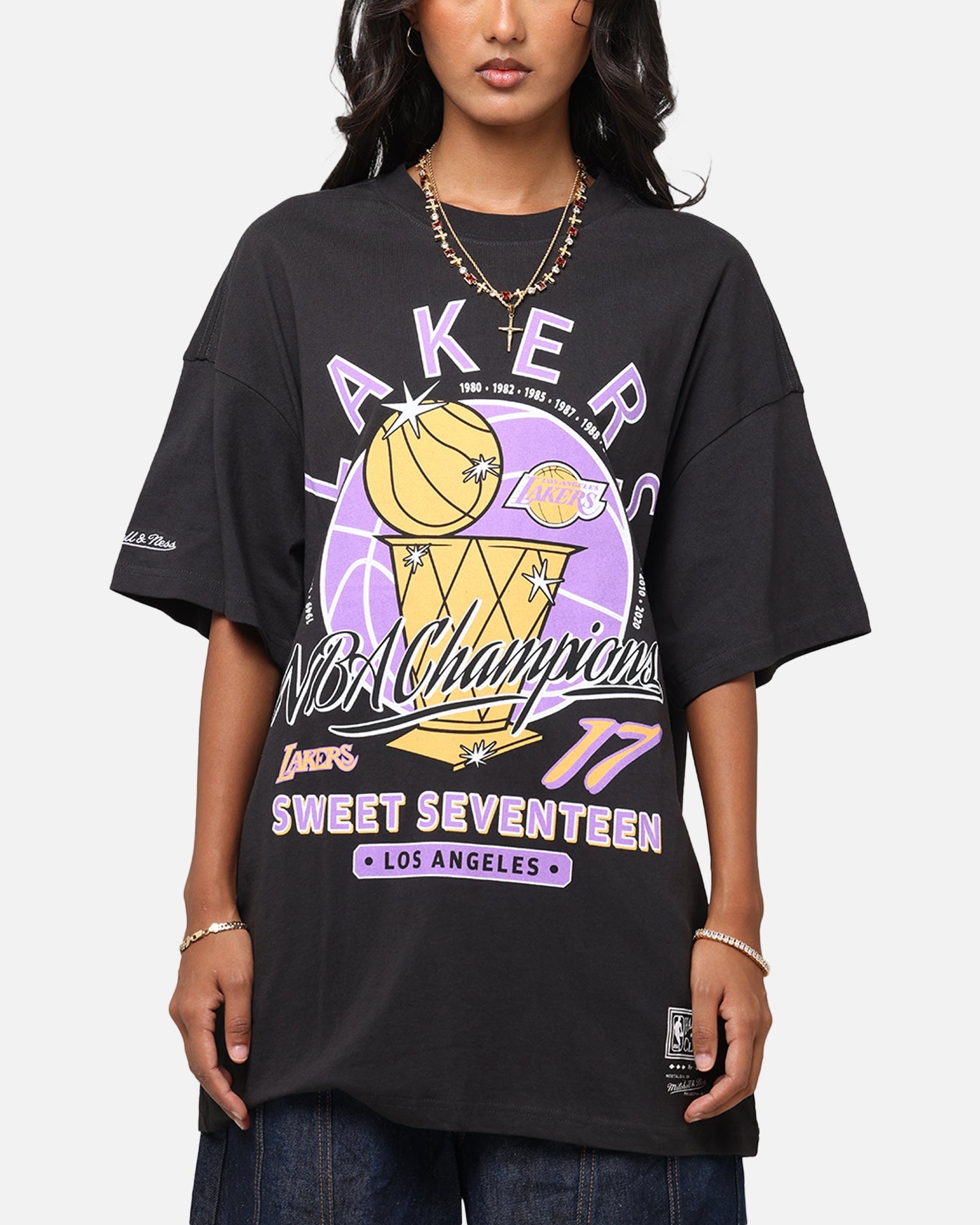 Mitchell & Ness Los Angeles Lakers Champions Report "Champ Pack" T-Shirt Faded Black Style001