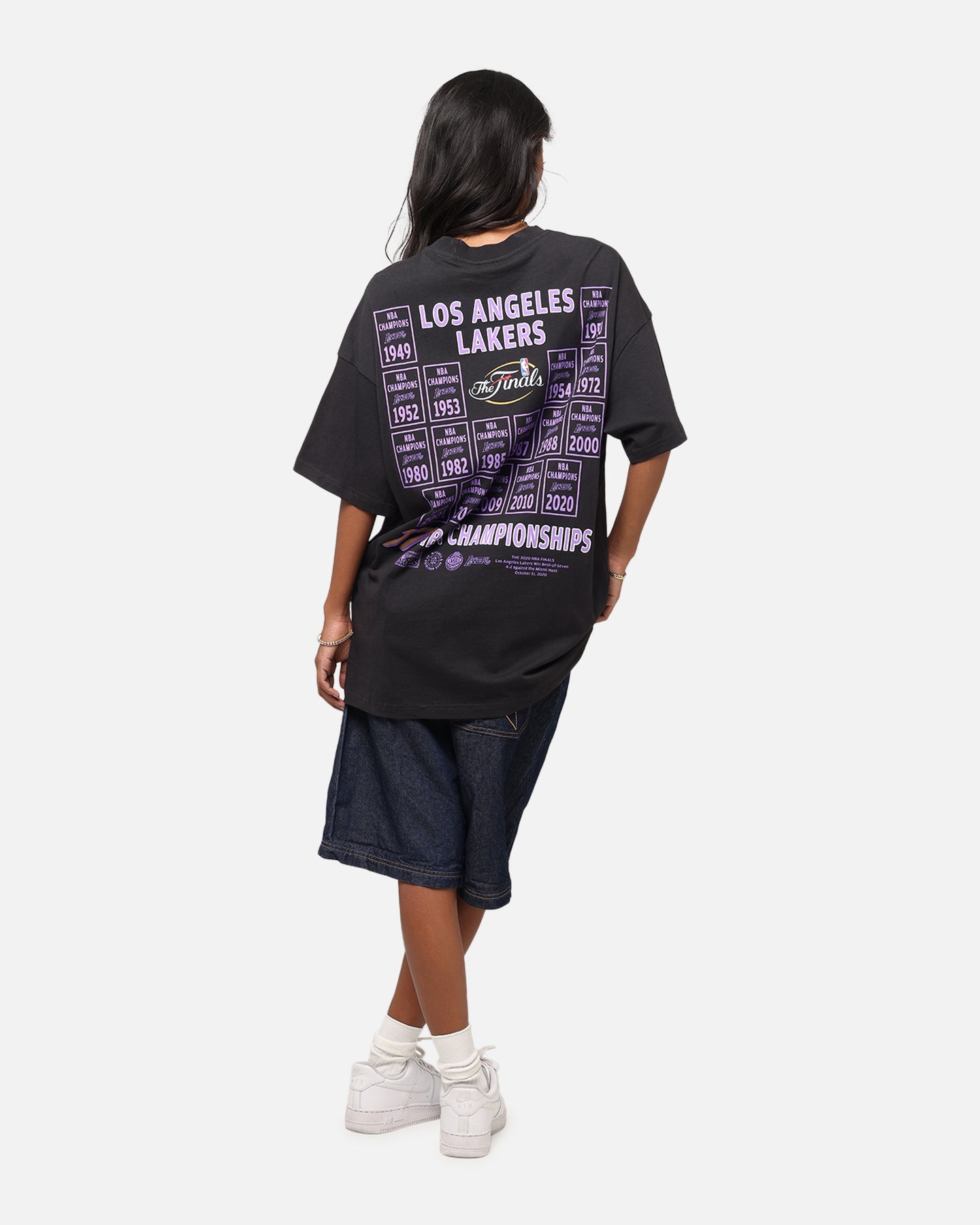 Mitchell & Ness Los Angeles Lakers Champions Report "Champ Pack" T-Shirt Faded Black Style001