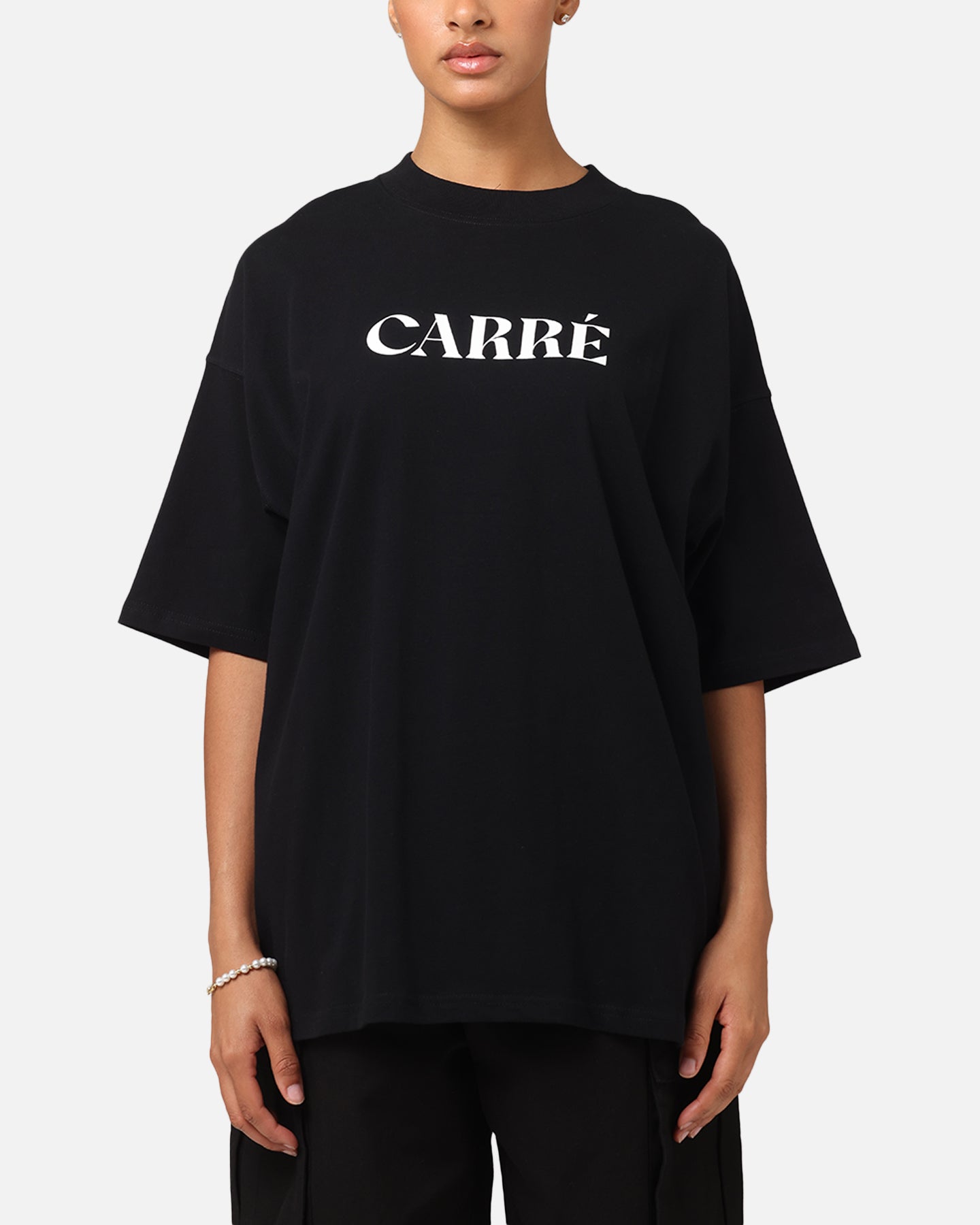 Carre Minimalist T-Shirt Black Style001