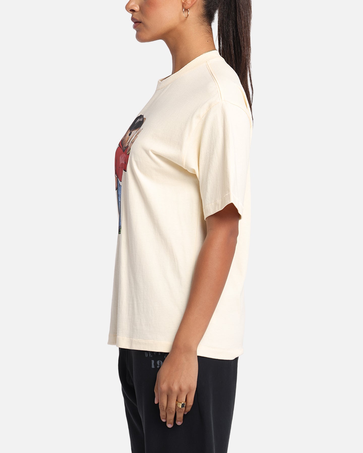Market Fit Check Bear T-Shirt Cream Style001