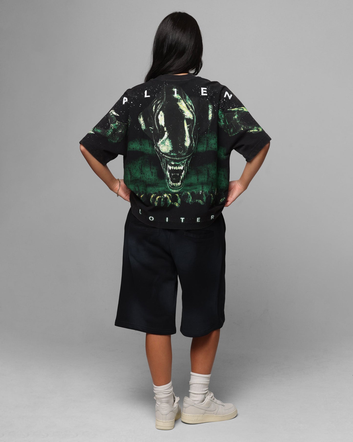 Loiter Alien Boxy T-Shirt Washed Black Style001