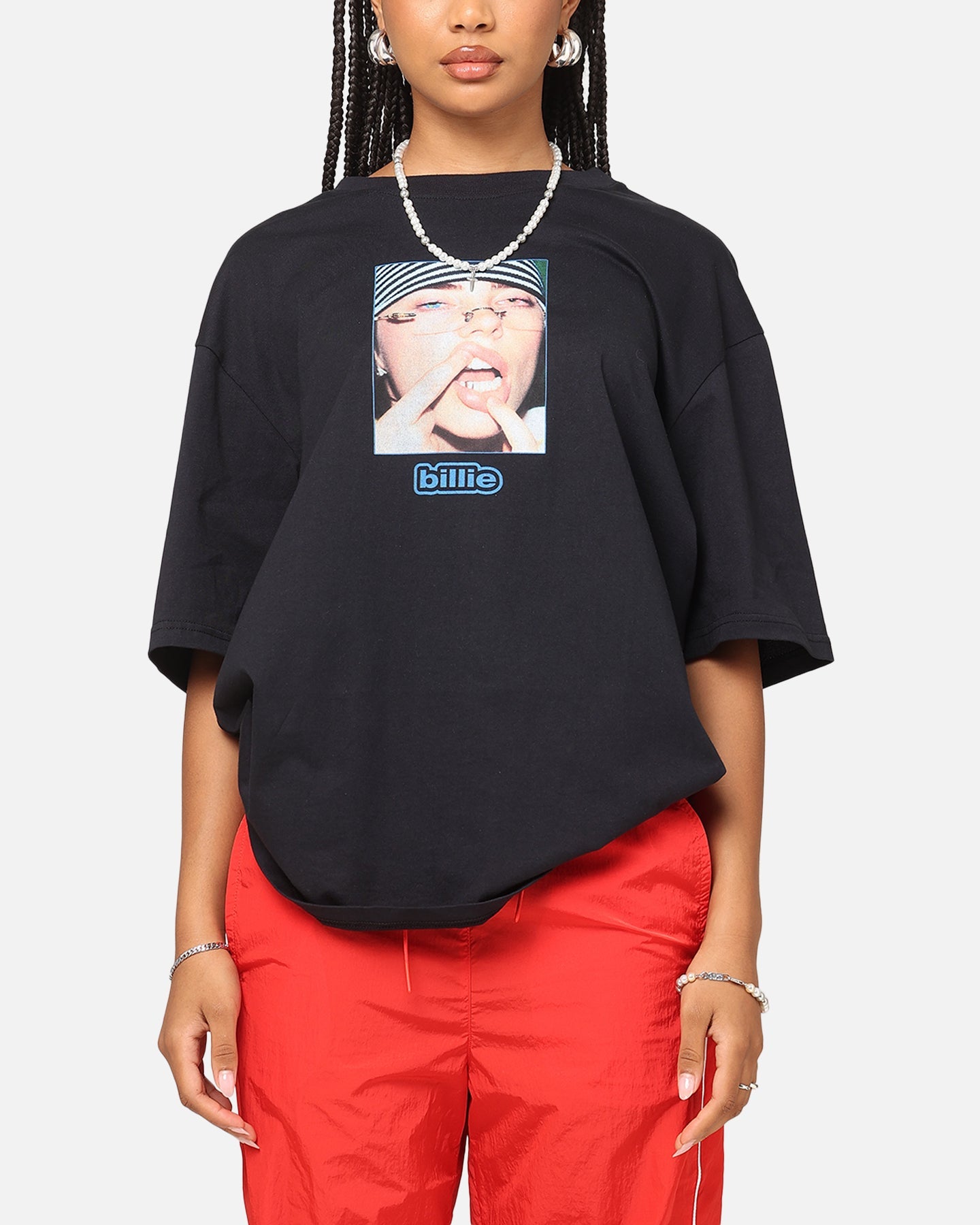 Bravado Billie Eilish Billie T-Shirt Black Style001