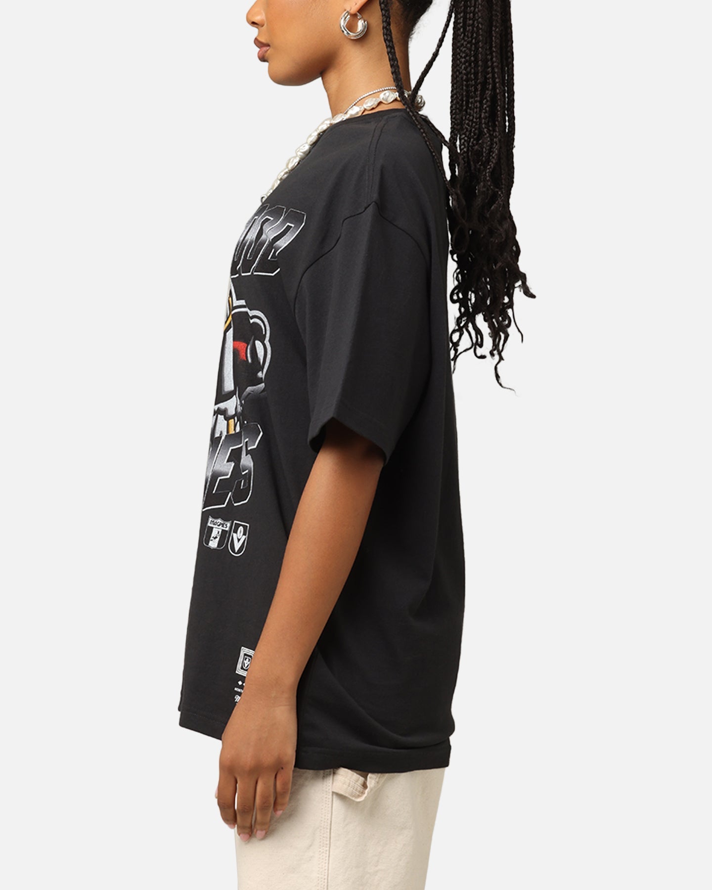 Mitchell & Ness Collingwood Magpies Mascot Character T-Shirt Faded Black Style001