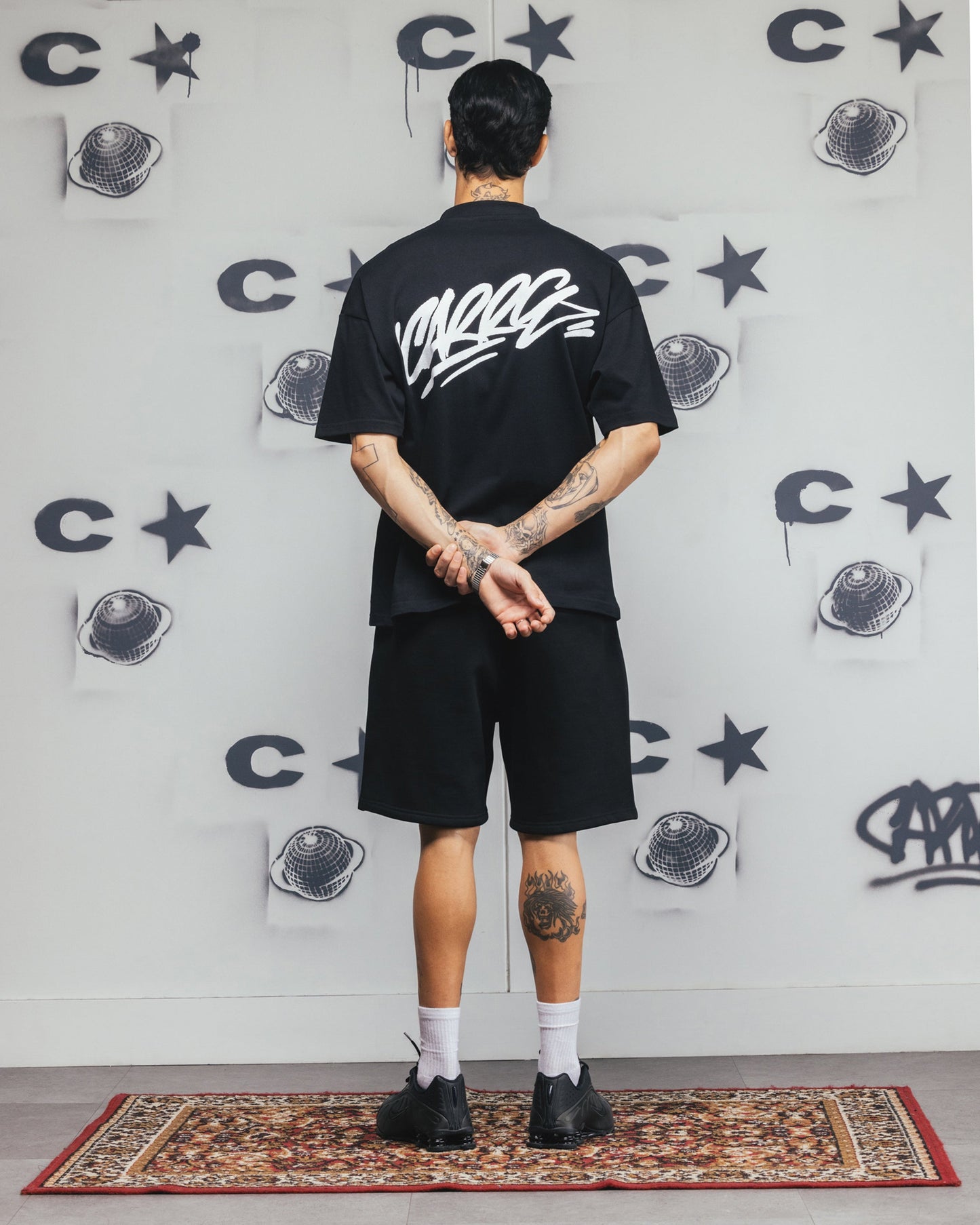 Carre Tag Mock Neck T-Shirt Black
