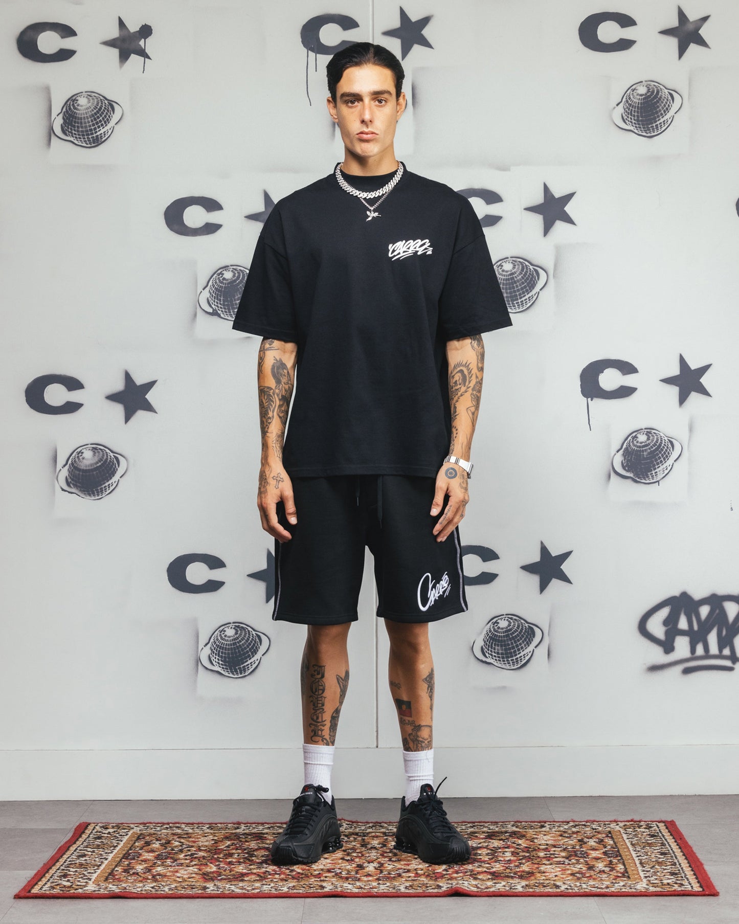 Carre Tag Mock Neck T-Shirt Black