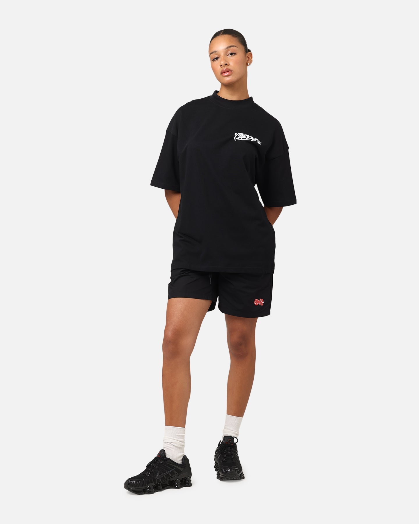 Carre Tag Mock Neck T-Shirt Black Style001