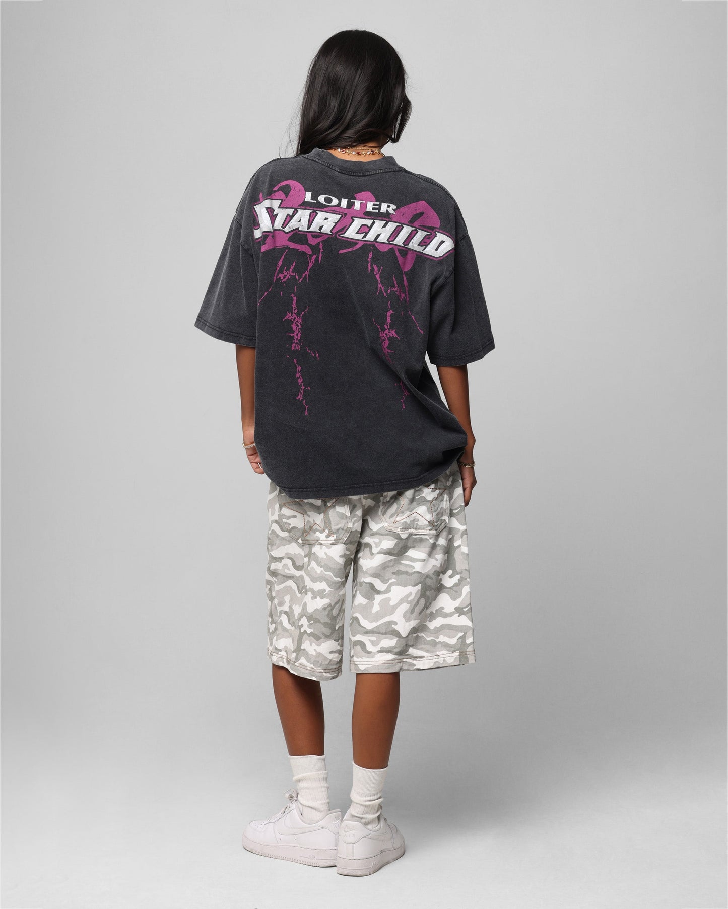 Loiter Midnight Widow Vintage T-Shirt Washed Black Style001