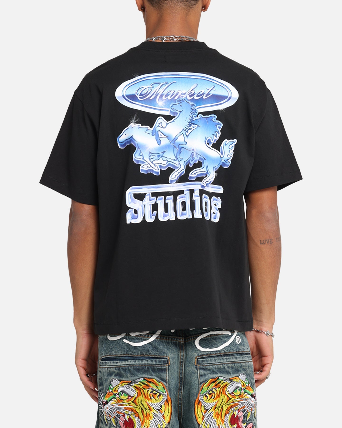 Market 5 Liter T-Shirt Black