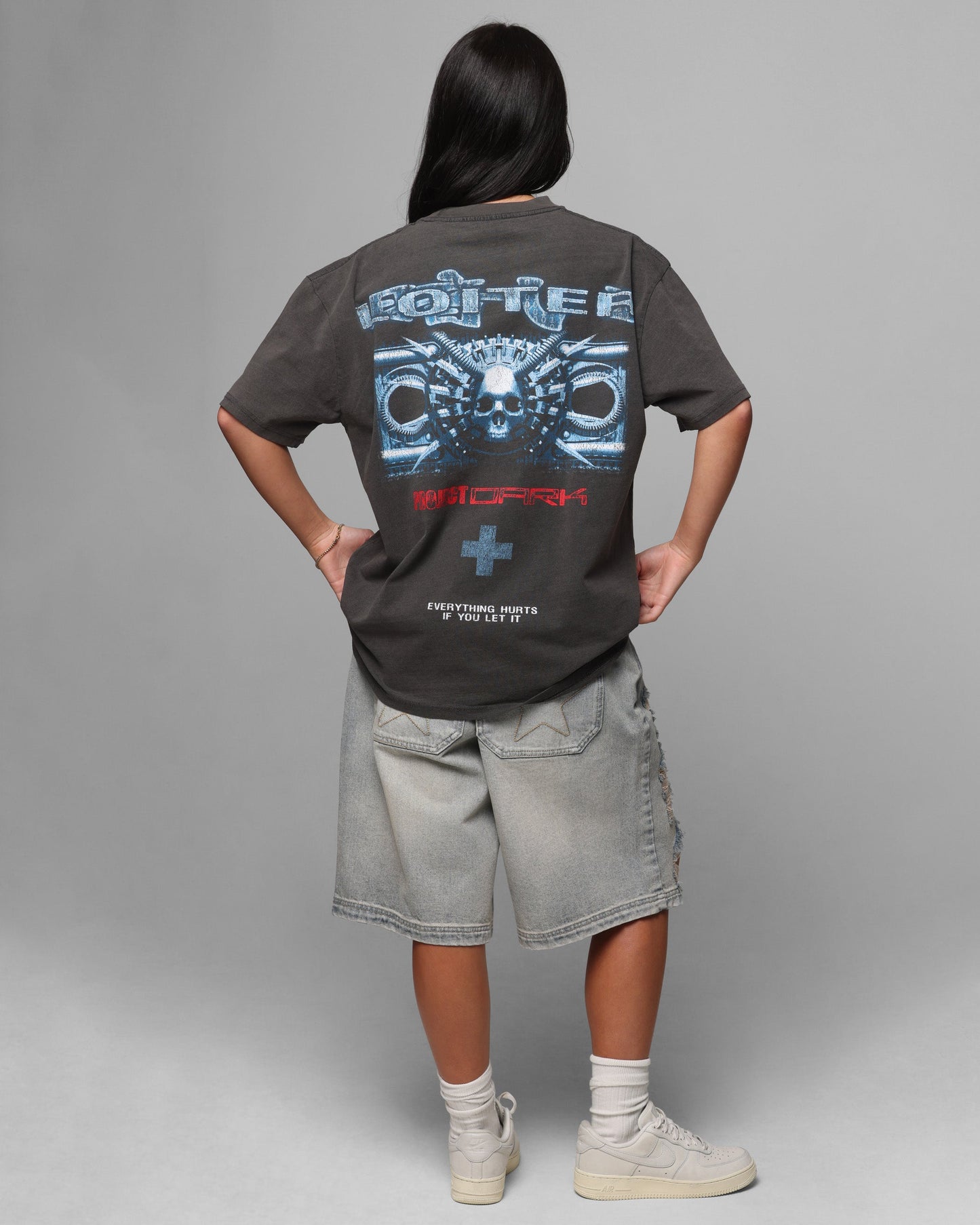 Loiter Project Dark Vintage T-Shirt Black Wash Style001