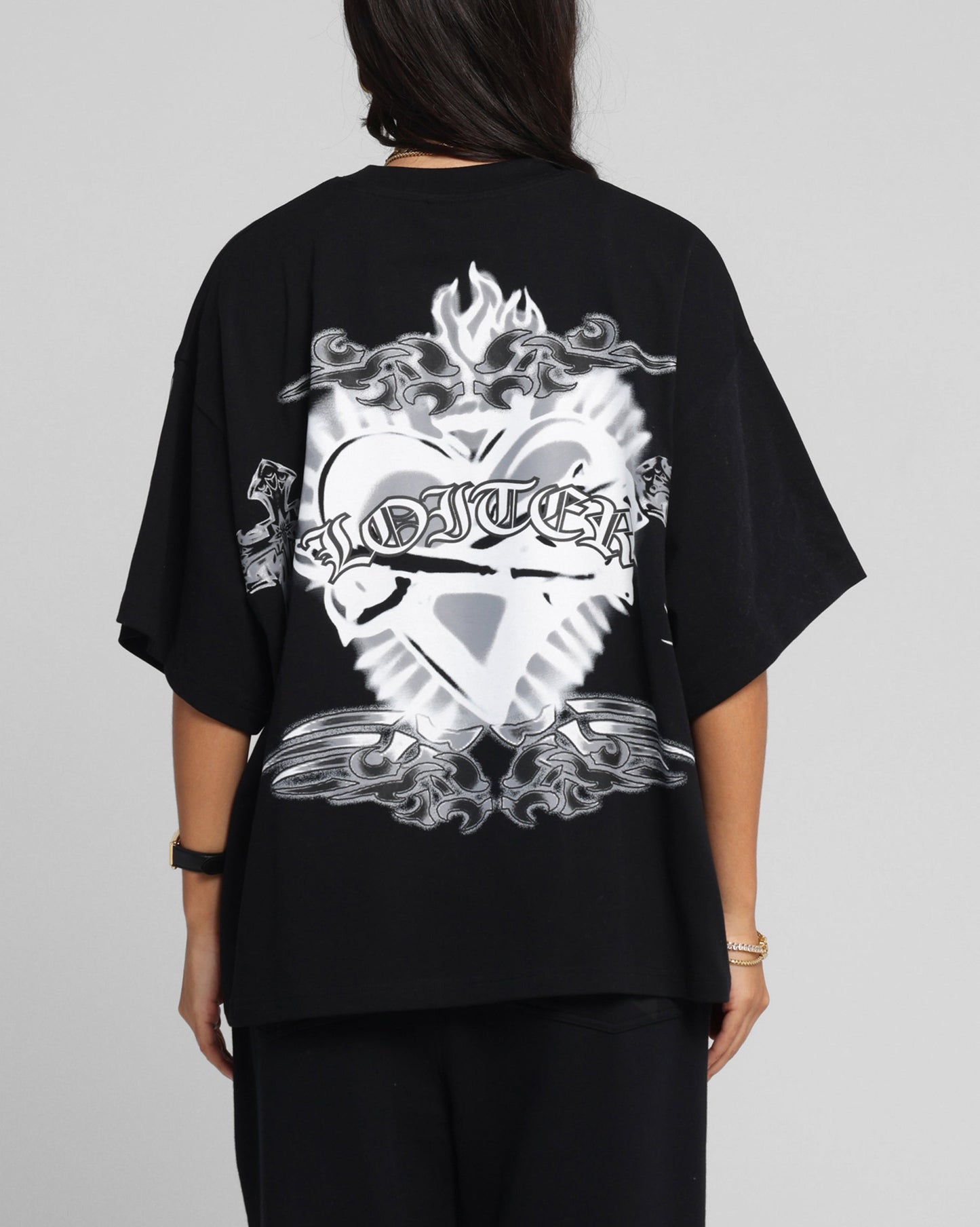 Loiter Hearts T-Shirt Black Style001