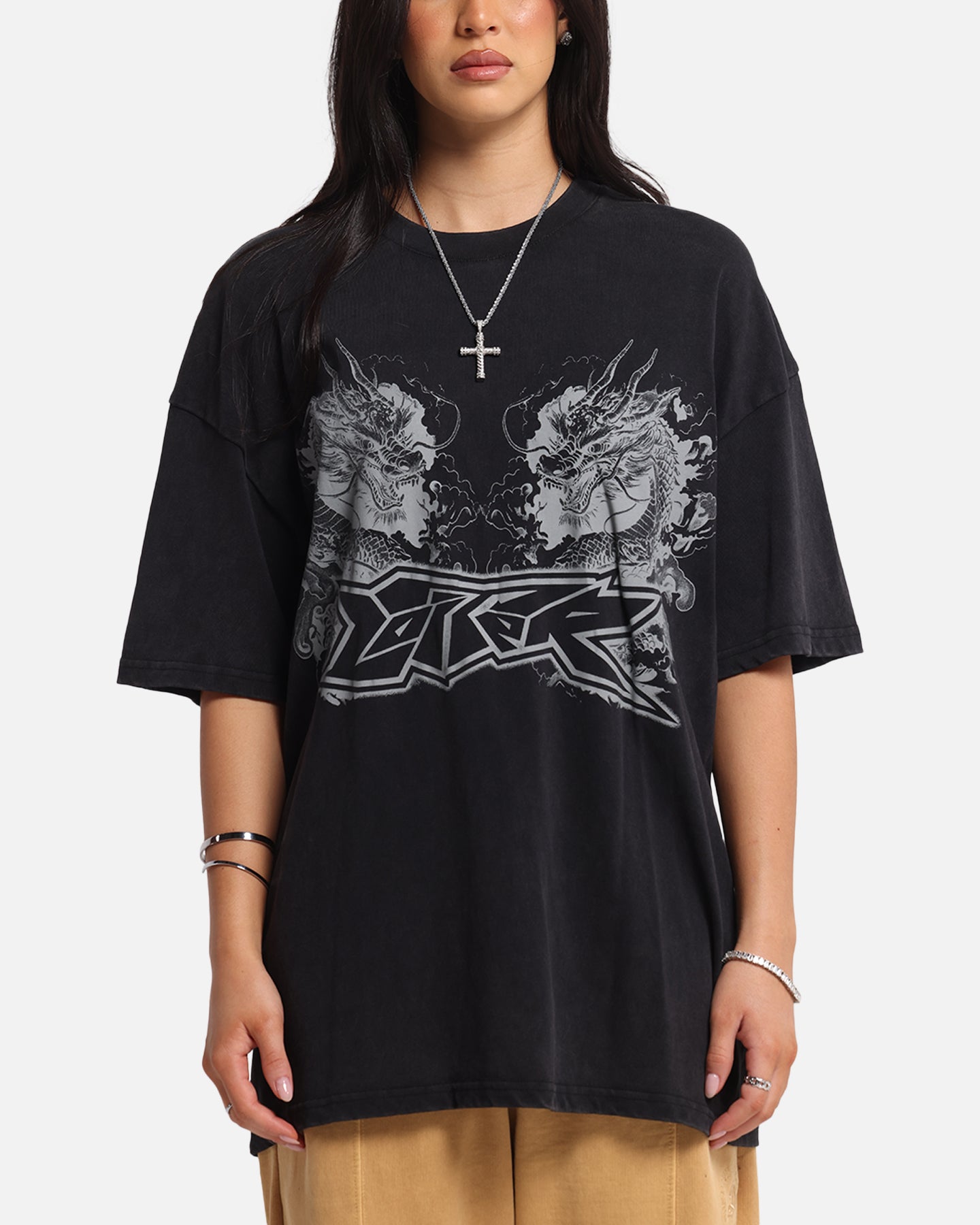 Loiter Draco Born T-Shirt Black Acidwash Style001