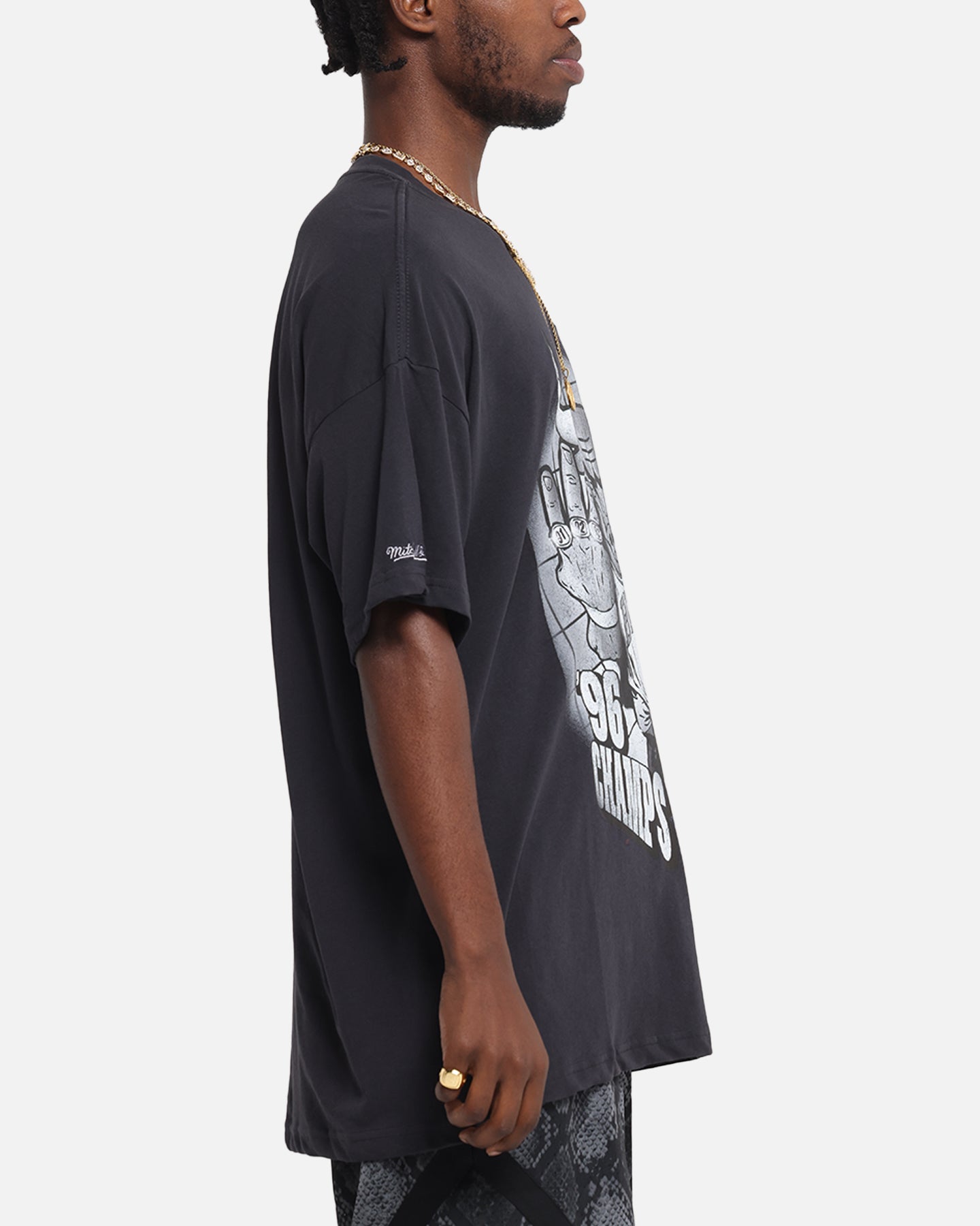 Mitchell & Ness Chicago Bulls 4-Time Champions T-Shirt Overdyed Black