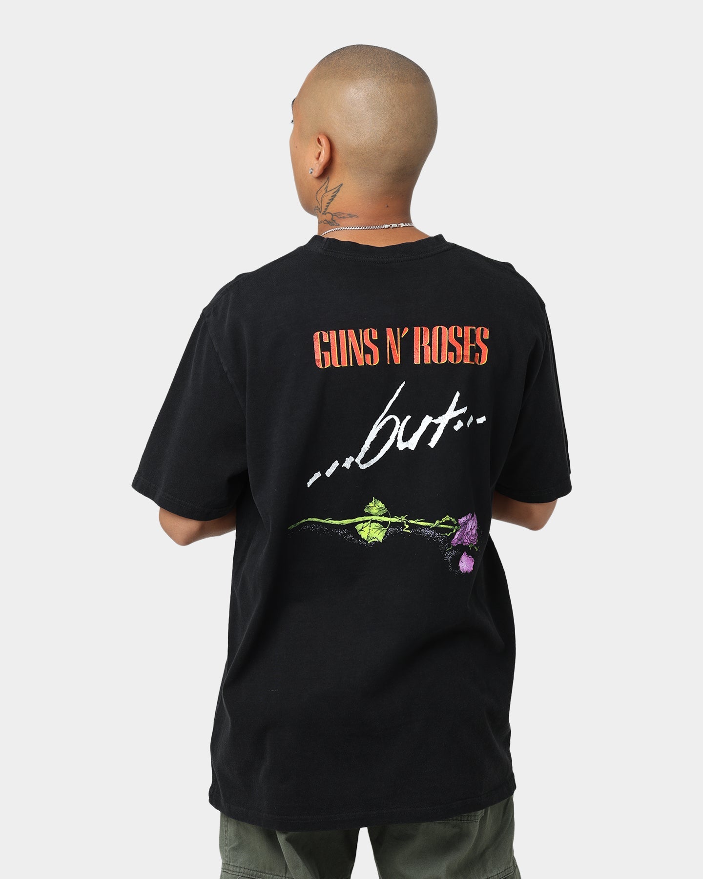 Guns N Roses She Used To Love Me T-Shirt Washed Black