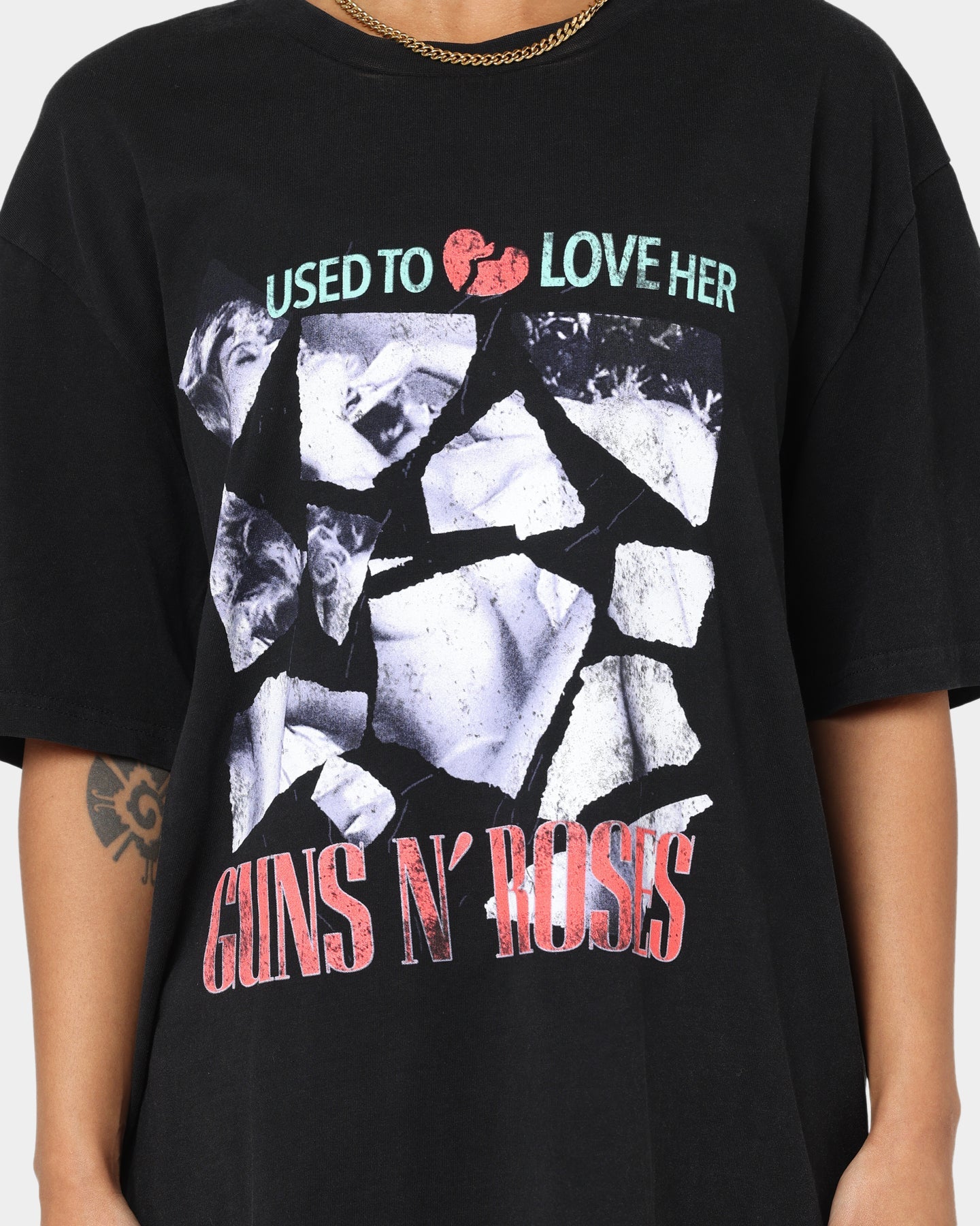 Guns N Roses She Used To Love Me T-Shirt Washed Black Style001