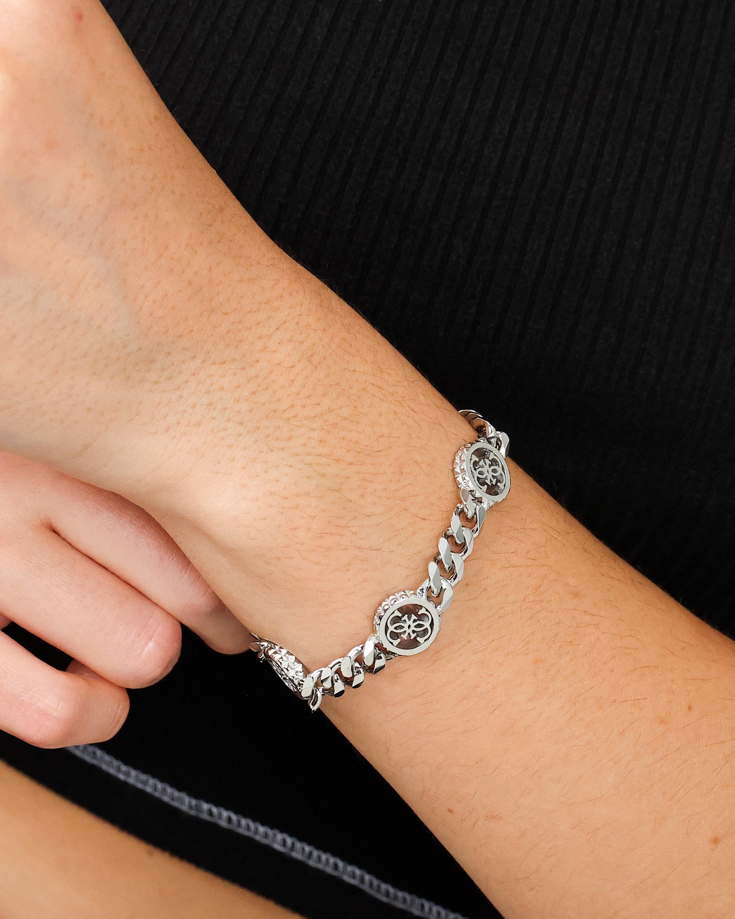 Guess Mainline Log-In 11mm Triple 4G Curb Chain Bracelet Steel Style001
