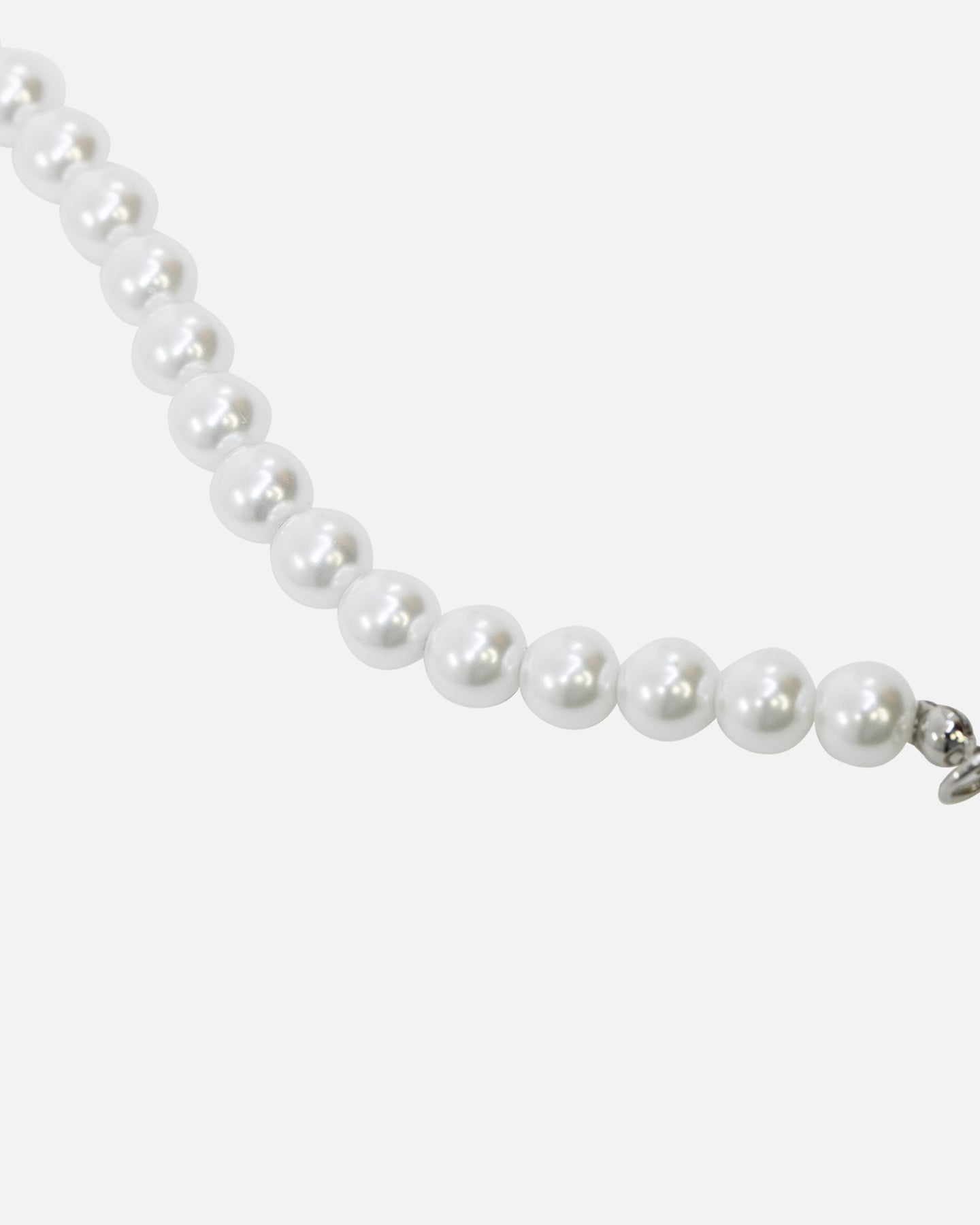 Loiter X Attack On Titan Wall Maria Pearl Chain Steel/Pearl