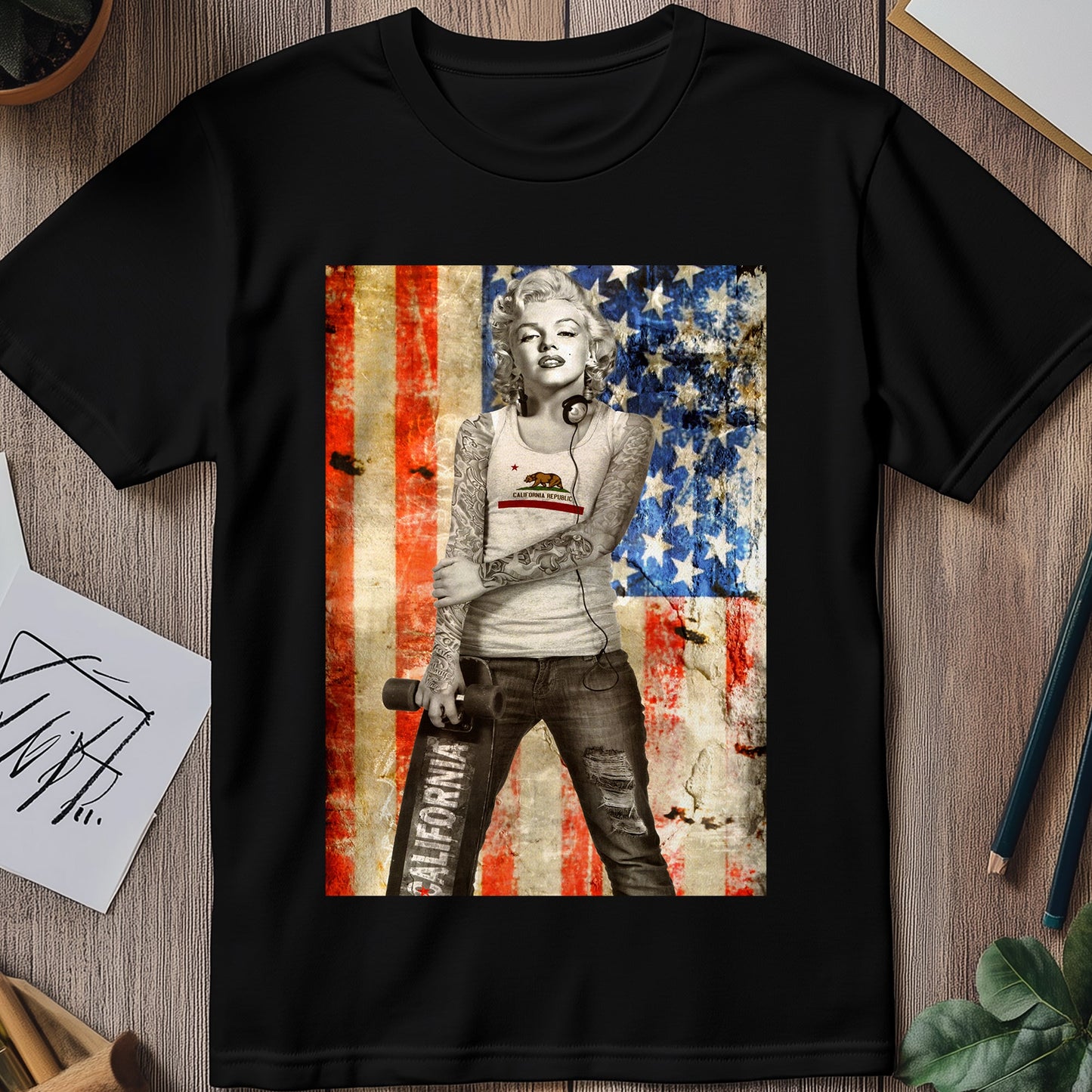 Marilyn Monroe USA Flag T-shirt