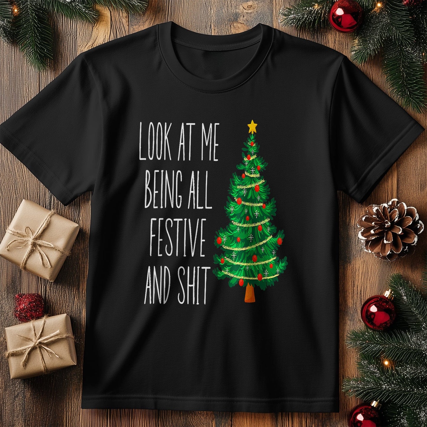 Funny Vintage Xmas T-Shirt: "Look at