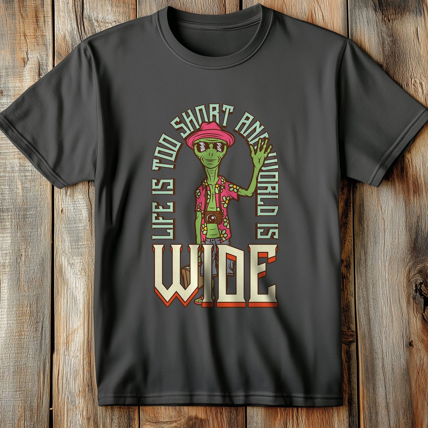 SpaceVacation_5 T-shirt