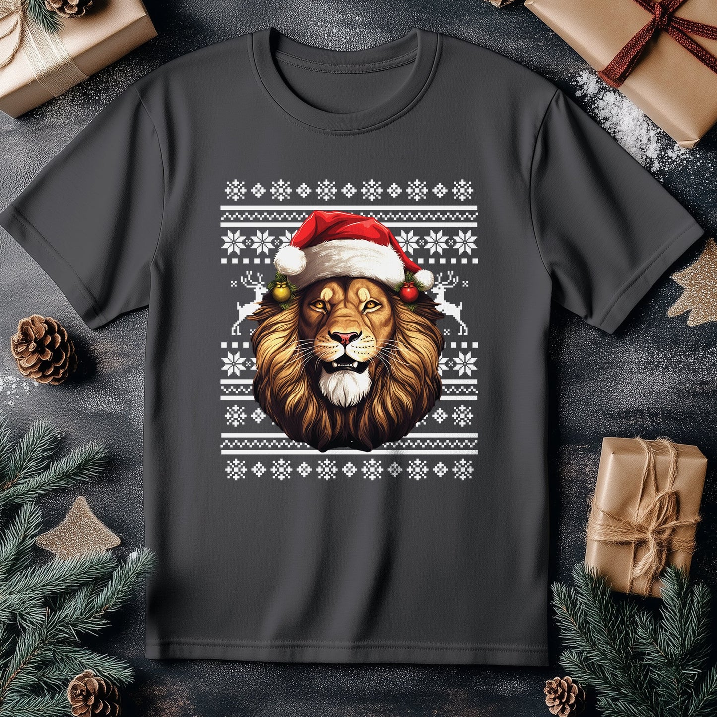 Lion Santa Hat T-shirt - Pawsitively