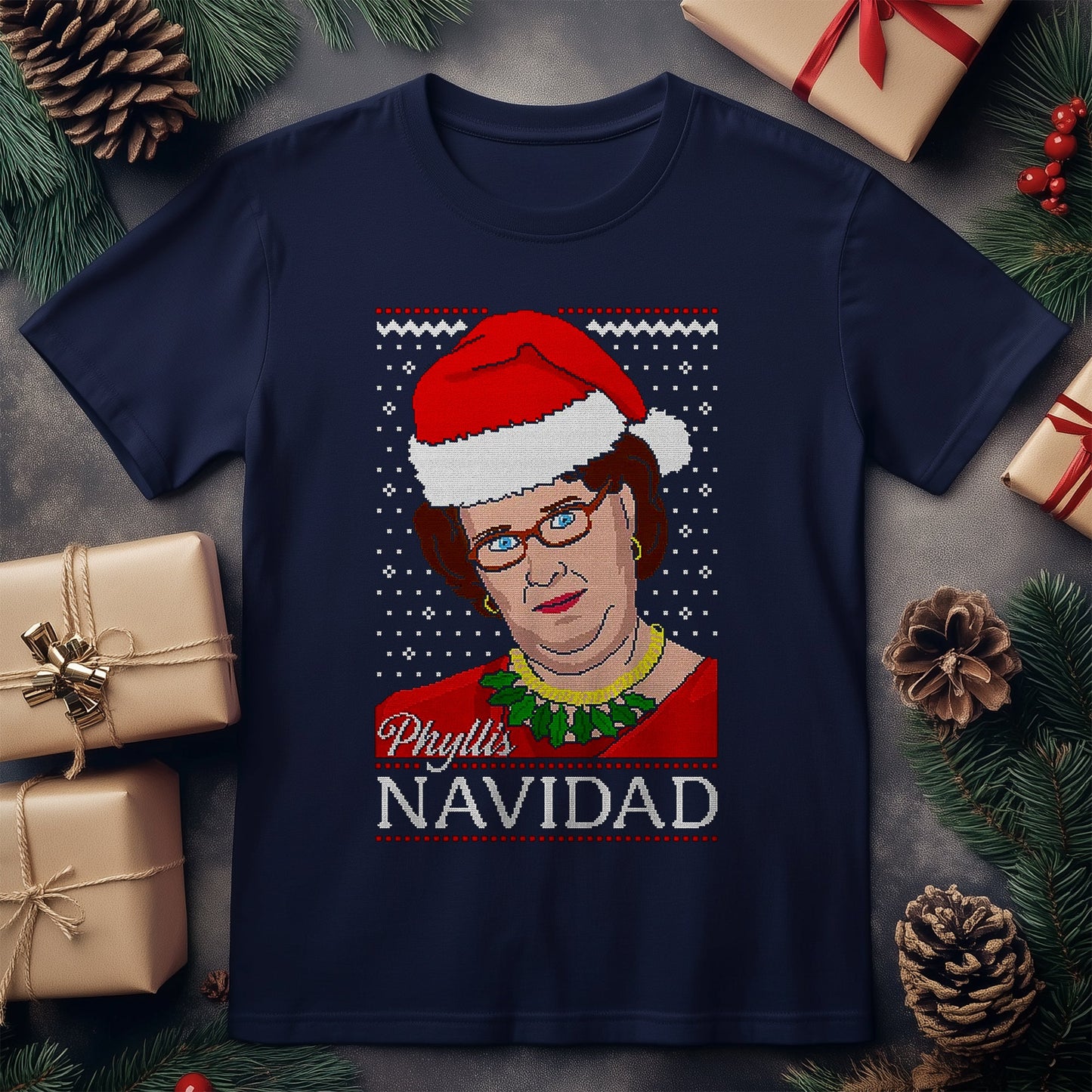 Phyllis-Navidad T-Shirt - Festively