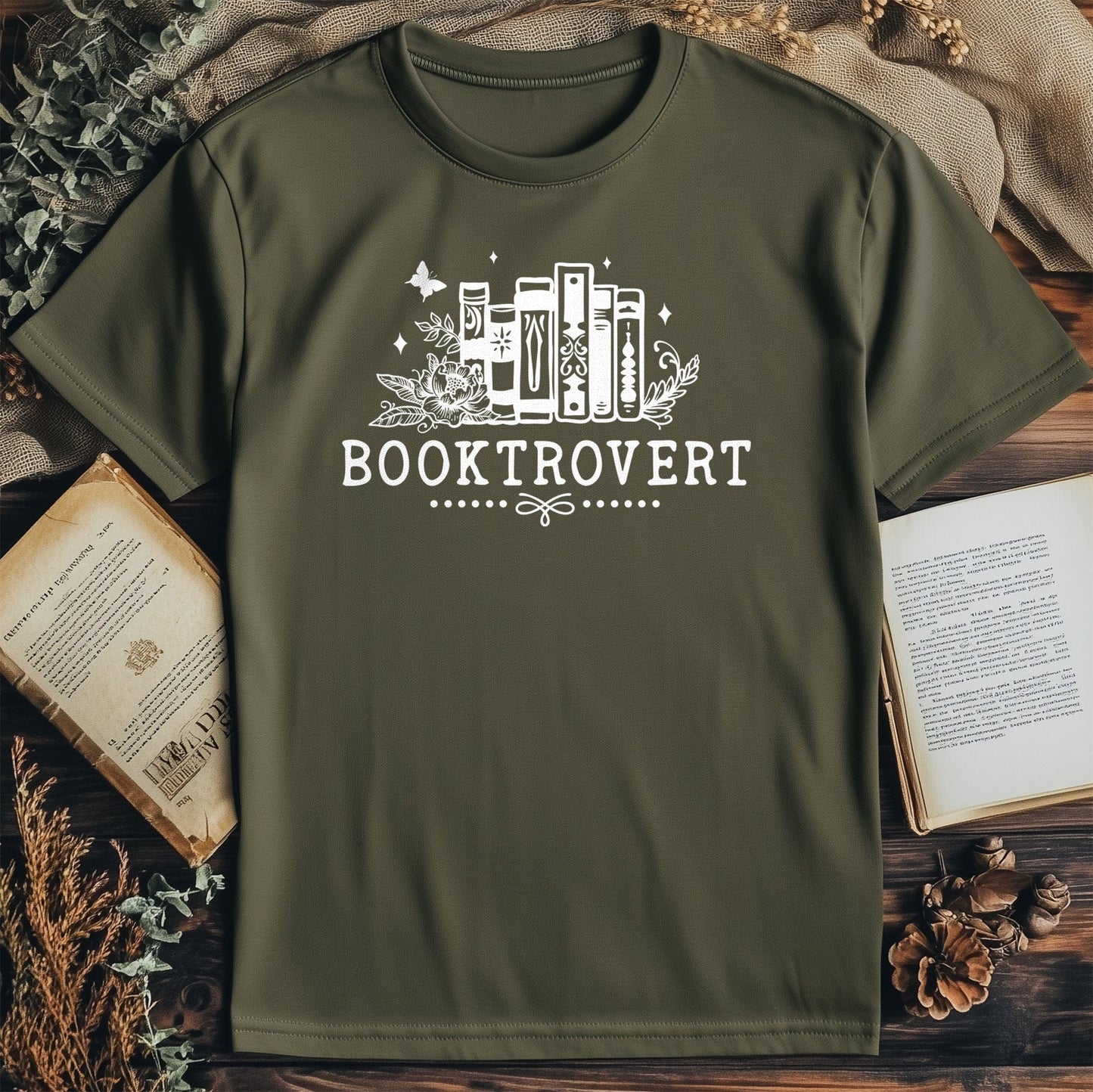 Booktrovert 3 T-Shirt