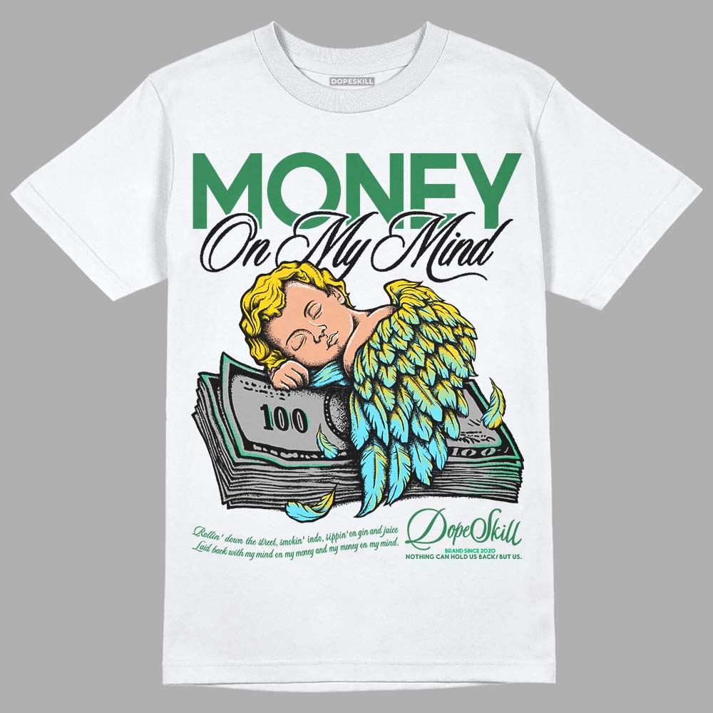 Chunky Dunks DopeSkill T-Shirt MOMM Graphic