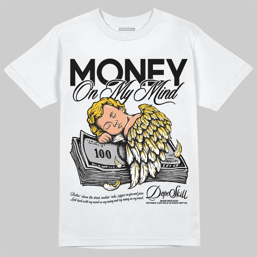 Foamposite One ‚ÄúTriple White‚Äù DopeSkill T-Shirt MOMM Graphic