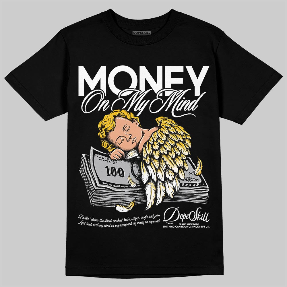 Foamposite One ‚ÄúTriple White‚Äù DopeSkill T-Shirt MOMM Graphic