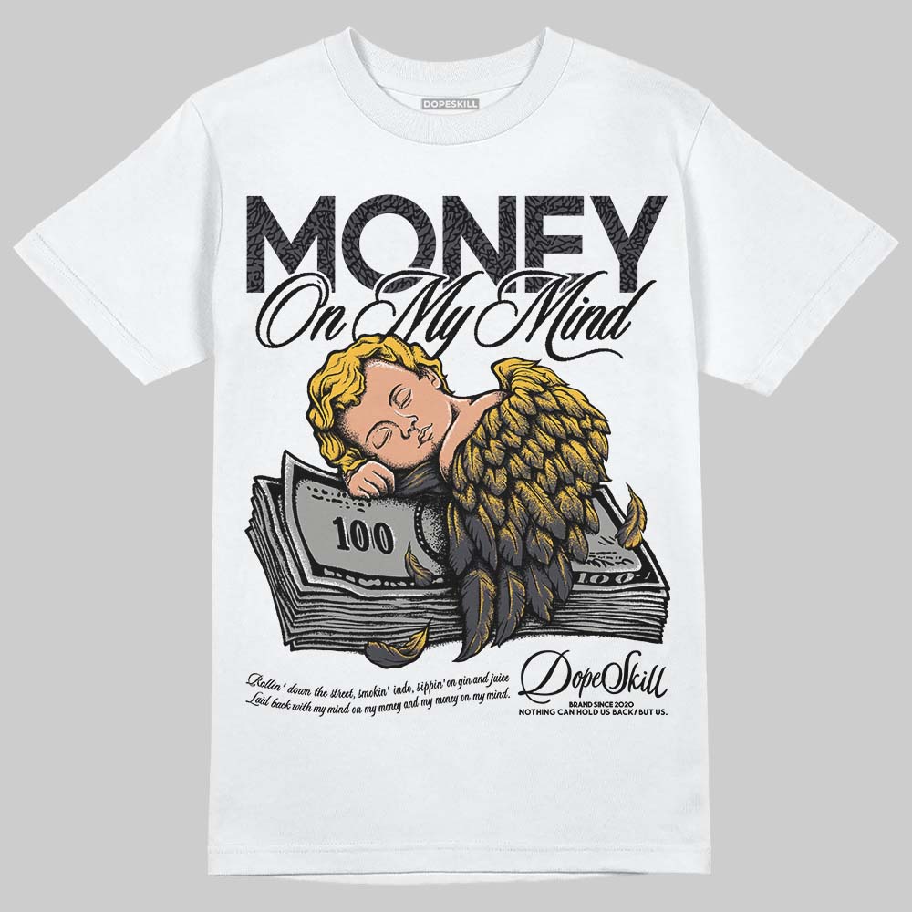 Black Cat 3s DopeSkill T-Shirt MOMM Graphic