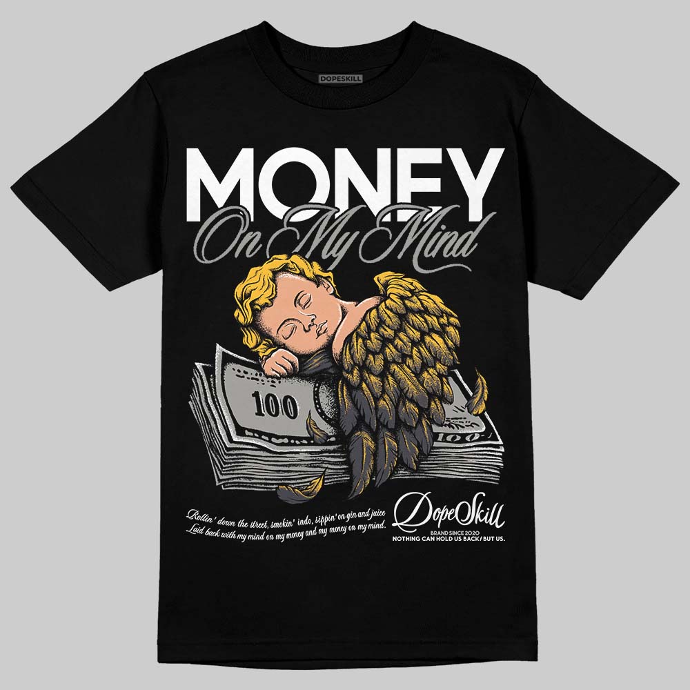 Black Cat 3s DopeSkill T-Shirt MOMM Graphic