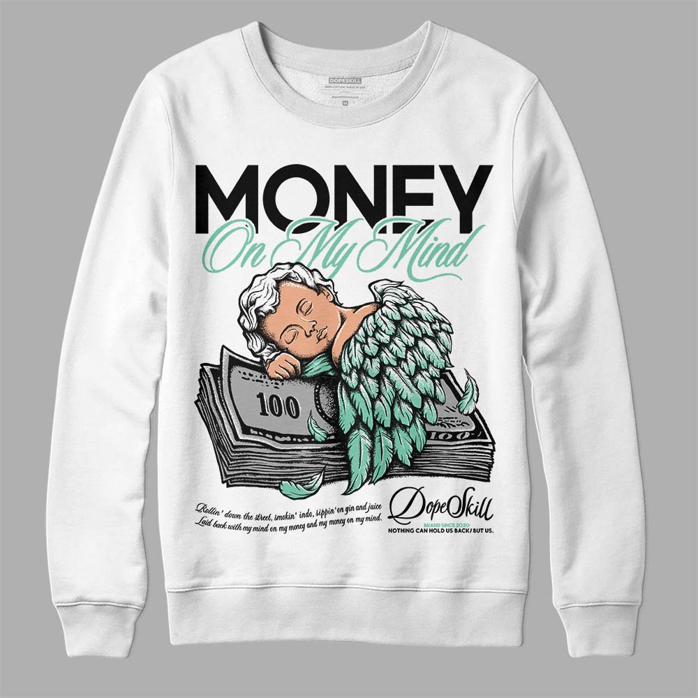 Green Glow 3s DopeSkill Sweatshirt MOMM Graphic