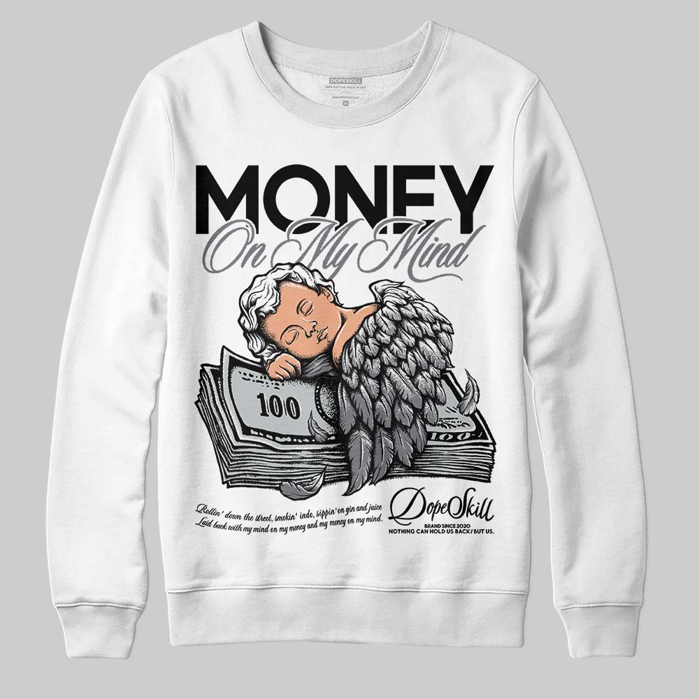 Fear 4s DopeSkill Sweatshirt MOMM Graphic
