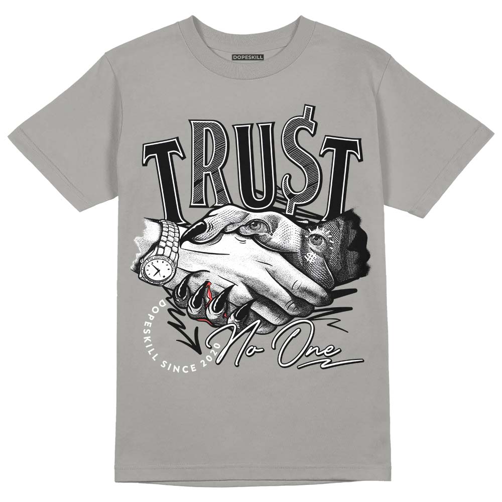 Grey Collection DopeSkill Grey T-shirt Trust No One Graphic
