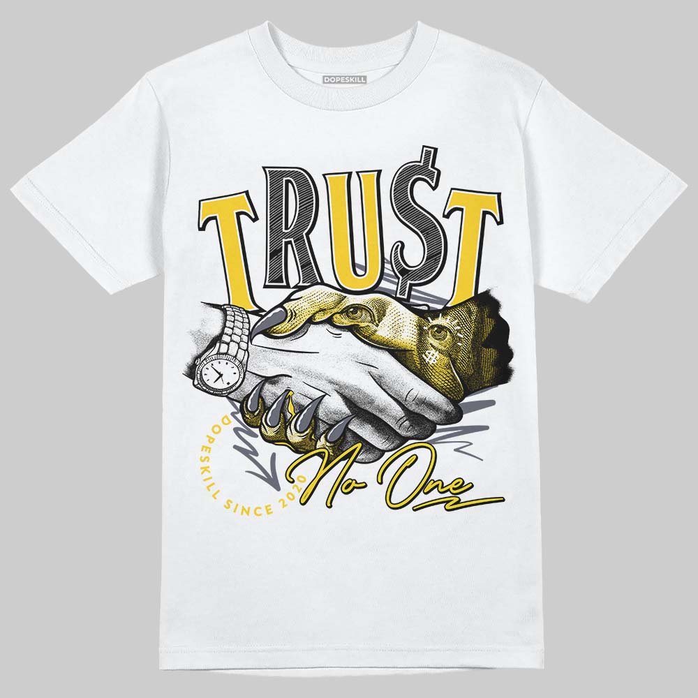 Lightning 4s DopeSkill T-Shirt Trust No One Graphic