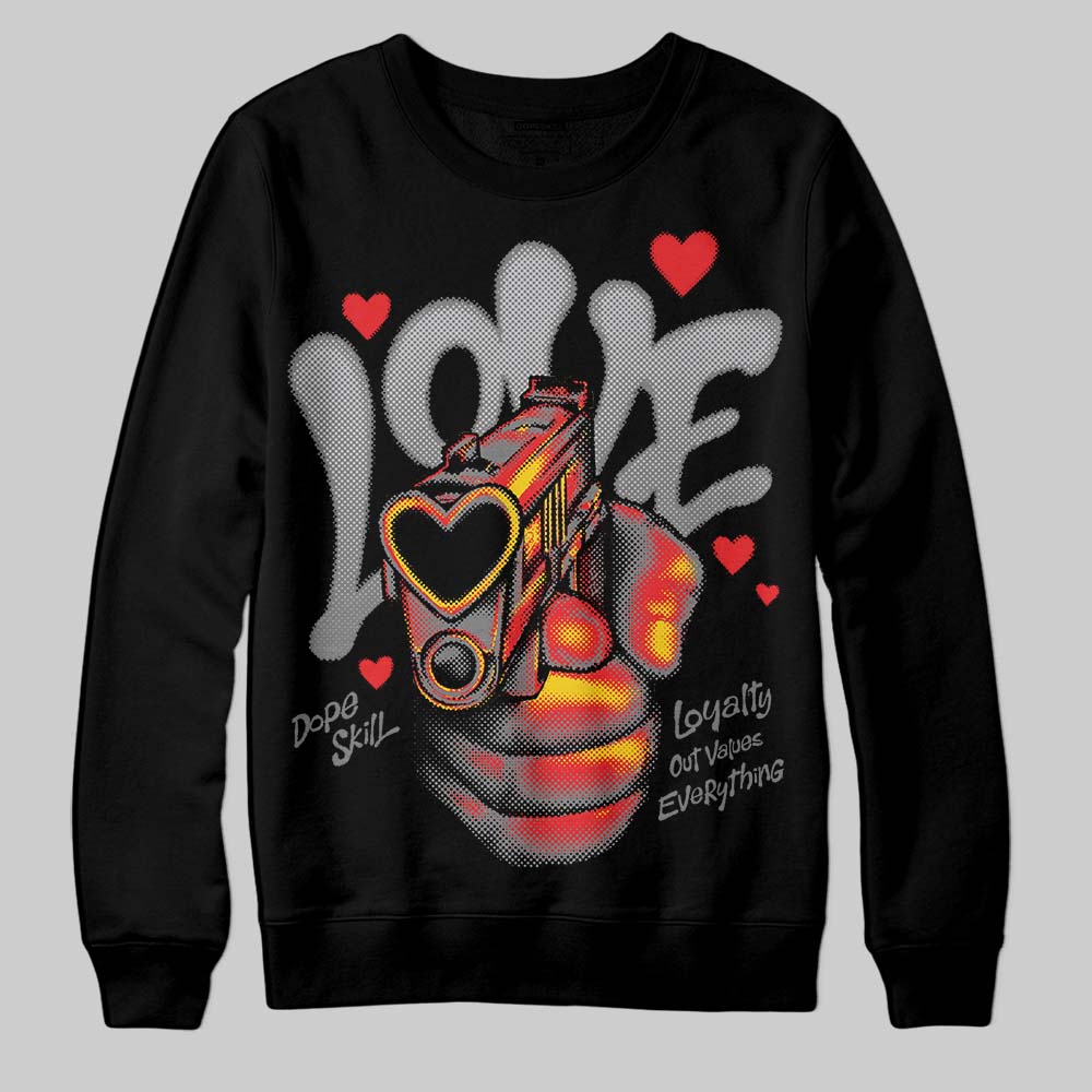 Grey Collection DopeSkill Sweatshirt Love Shot Graphic