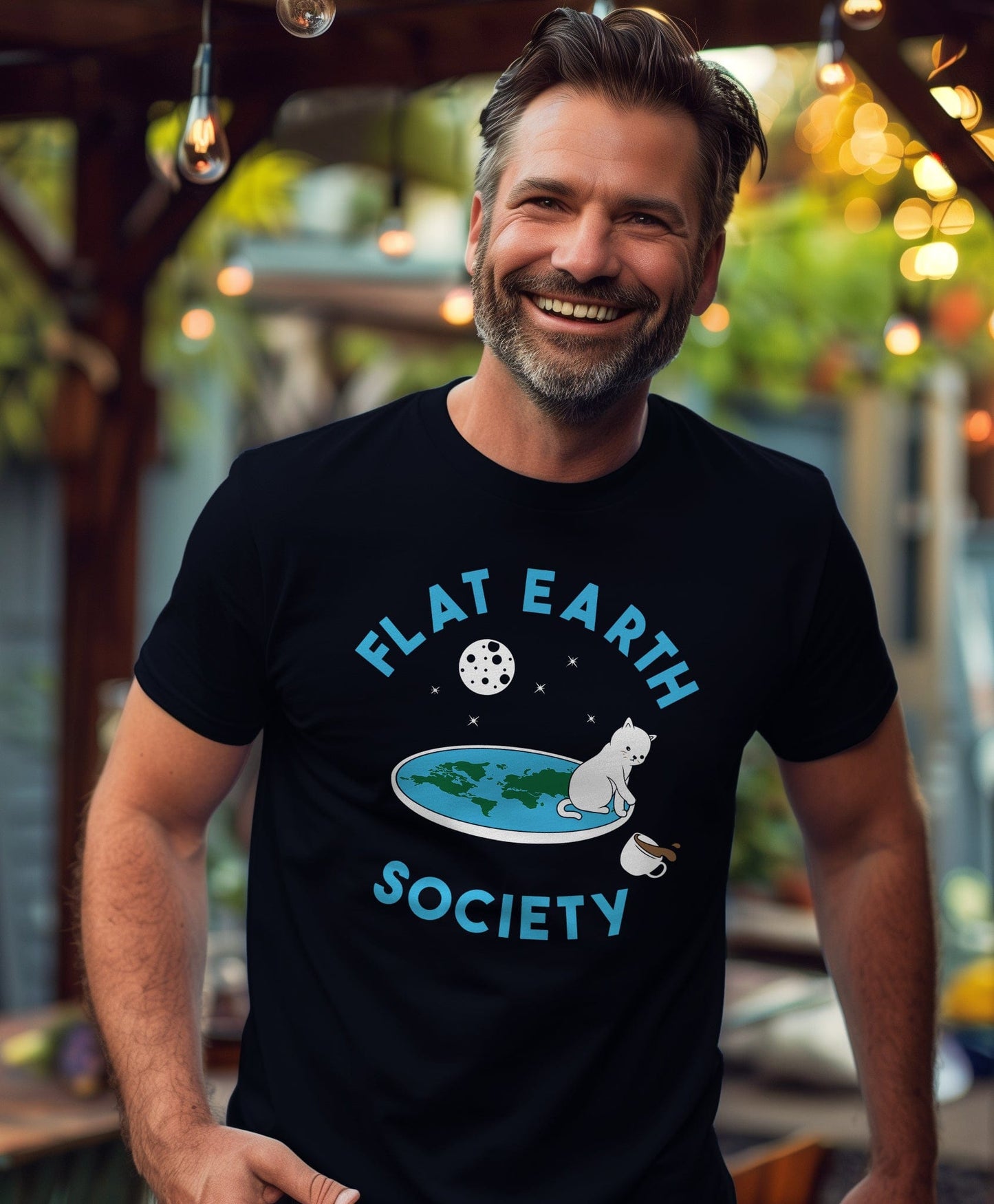 Flat Earth Cat t-shirt - Pawsitively
