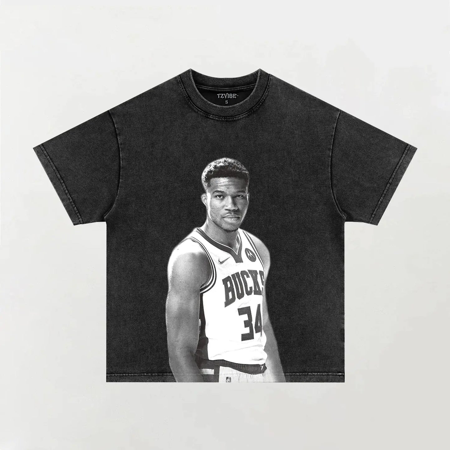 Giannis Antetokounmpo TEE Style001