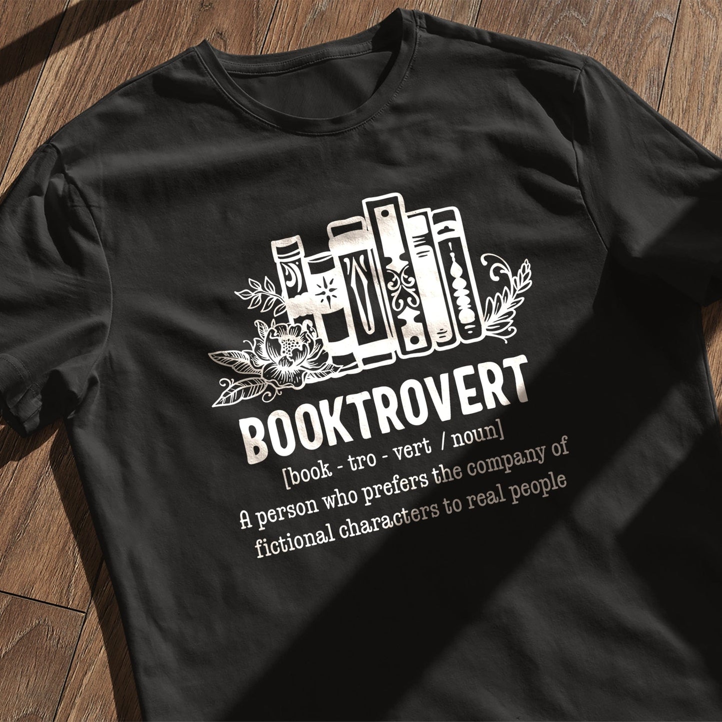 Booktrovert 4 WH T-Shirt