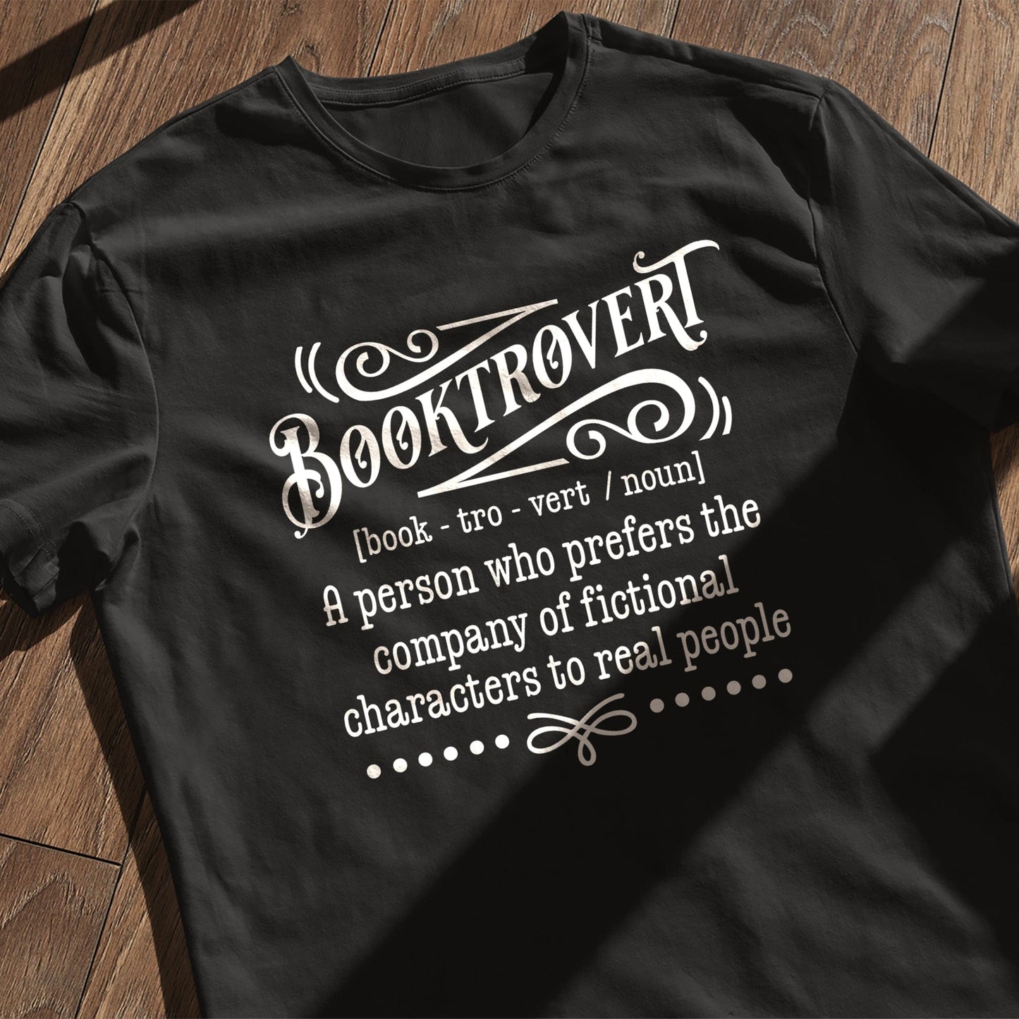 Booktrovert 2 T-Shirt