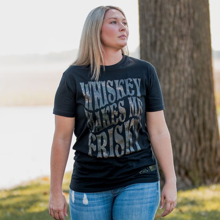 Women's Whiskey Makes Me Frisky Boyfriend Fit T-Shirt - Realtree Riverbend¬Æ